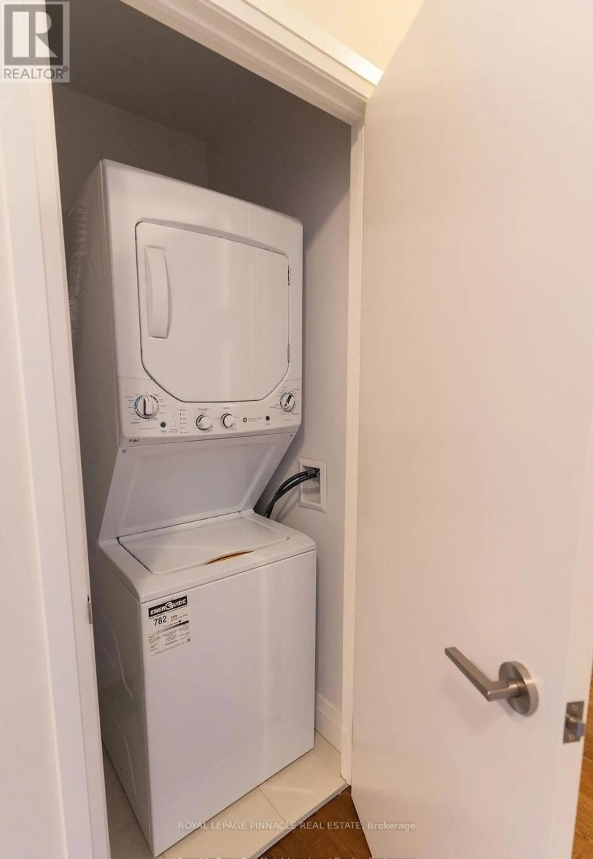 #112 399 SPRING GARDEN AVENUE - Image 15