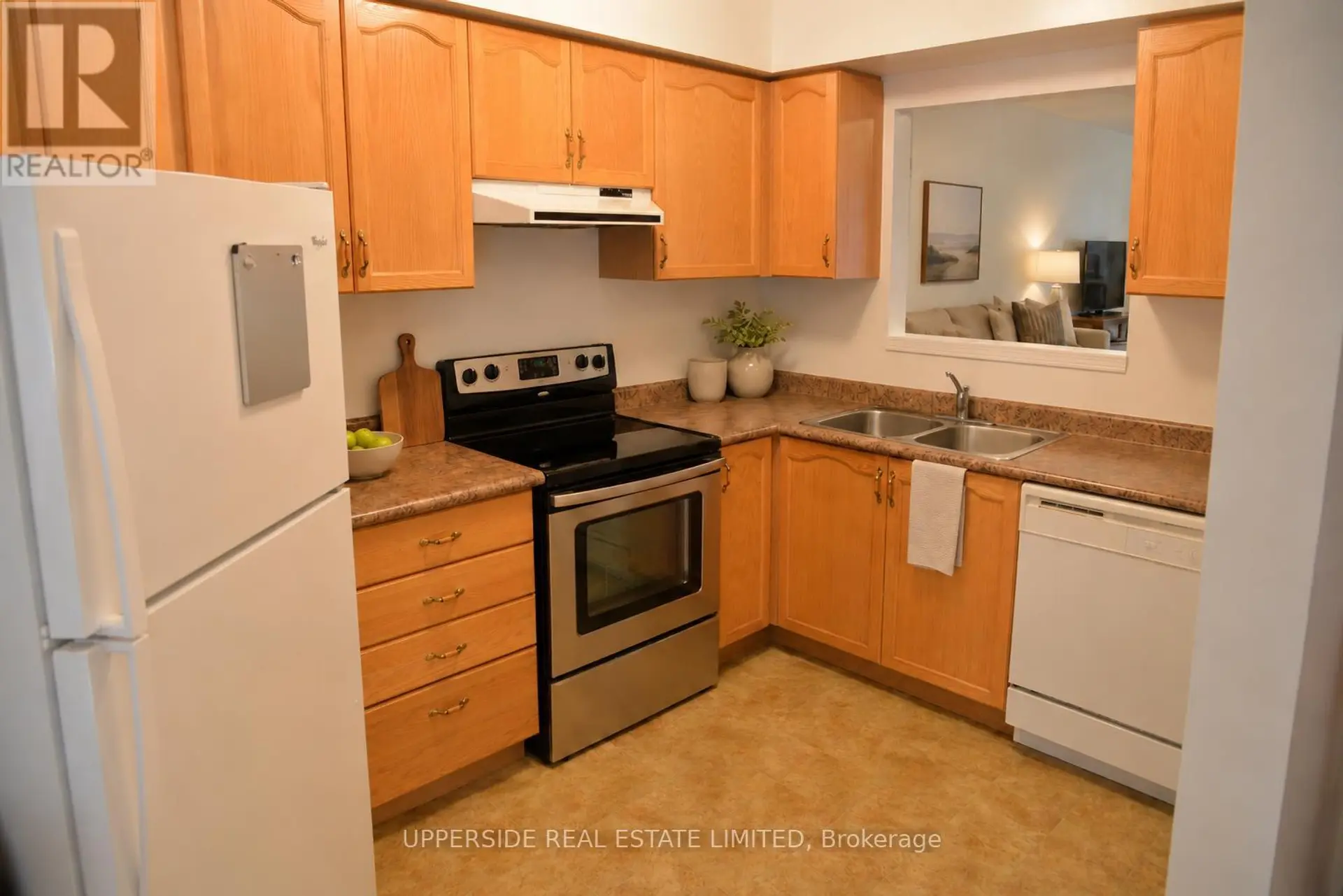 #7 23 OBSERVATORY LANE - Image 2
