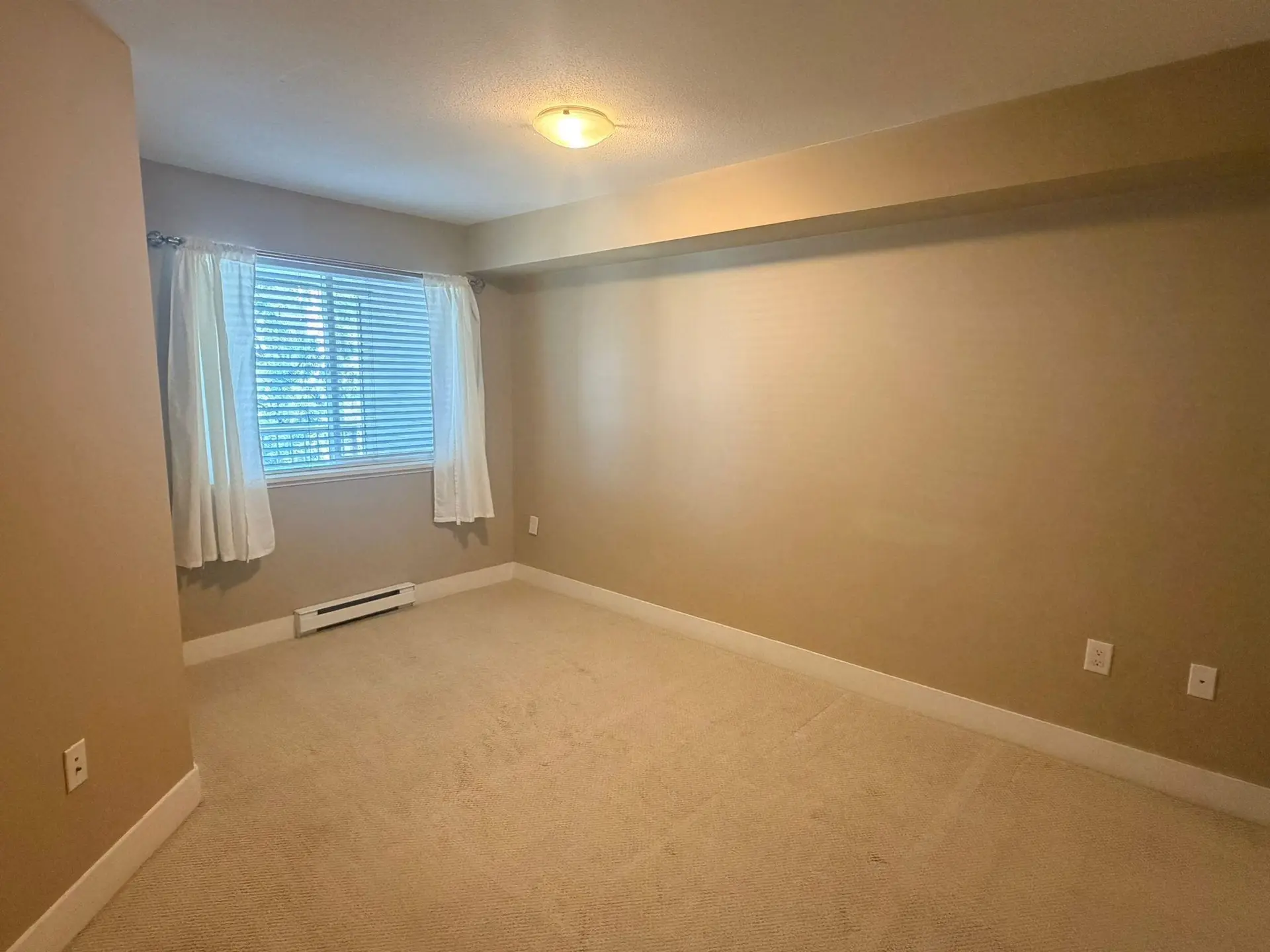 #309 2515 Park Drive - Image 9