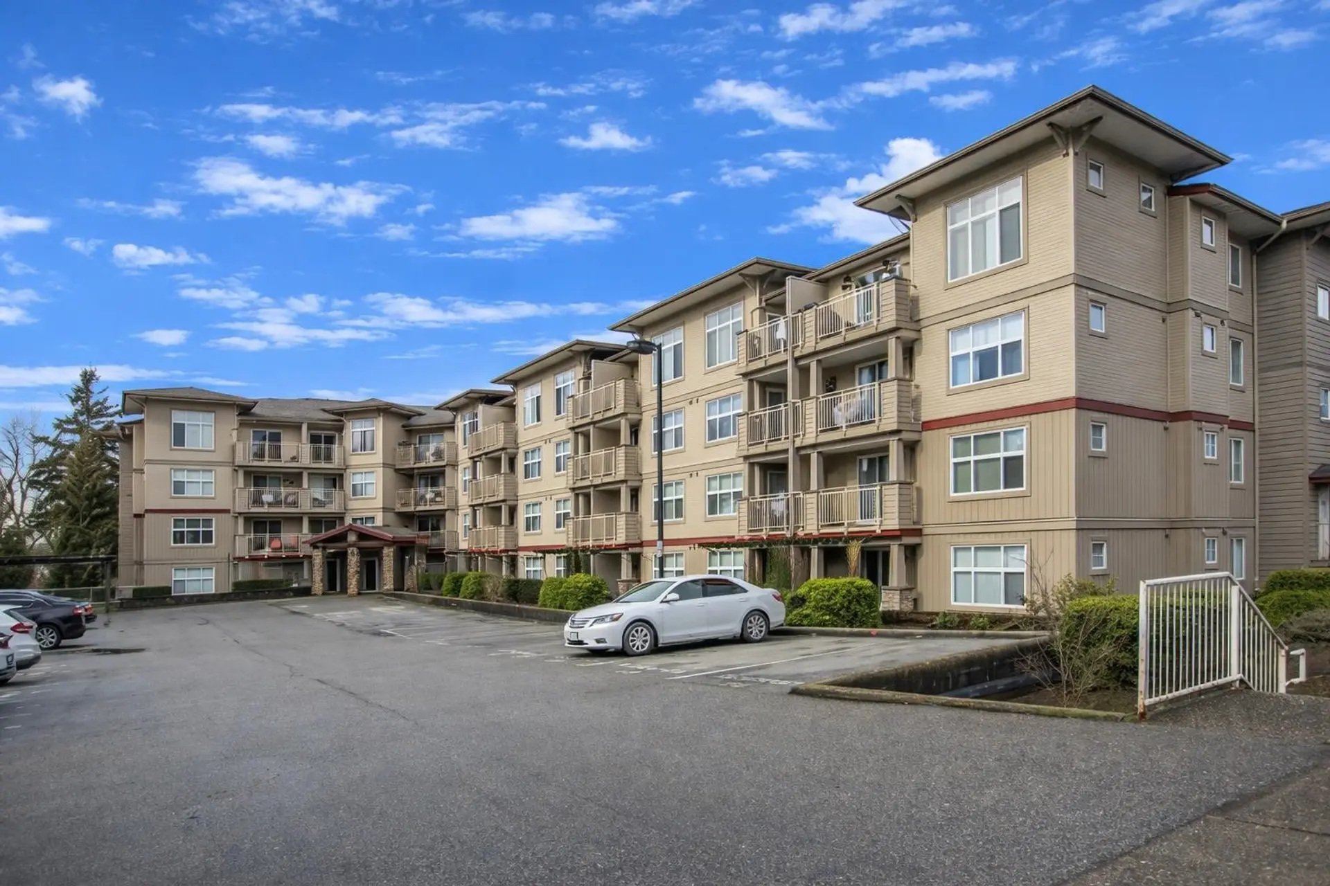 #309 2515 Park Drive - Image 18
