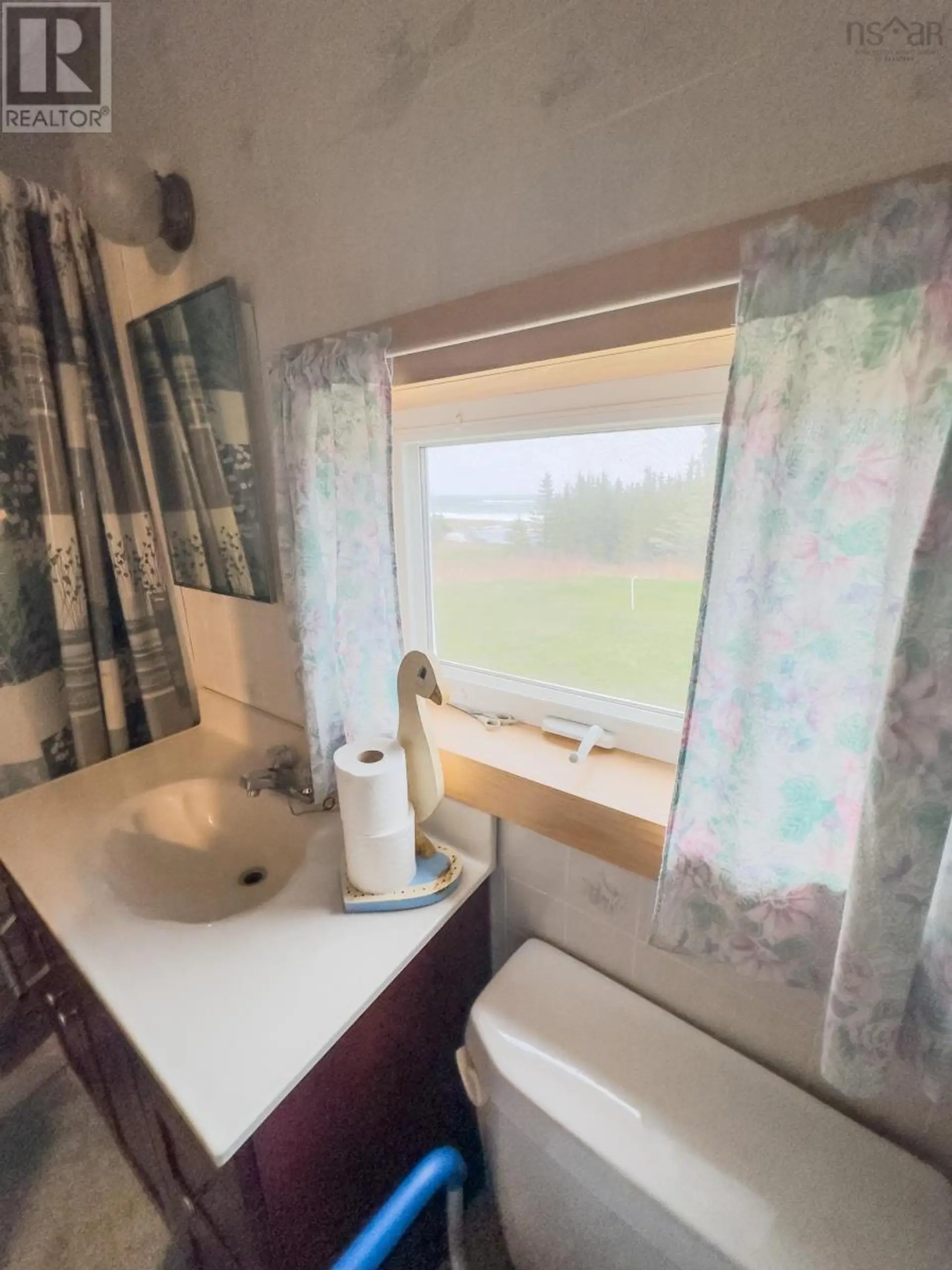 1359 Stoney Island Road - Image 10
