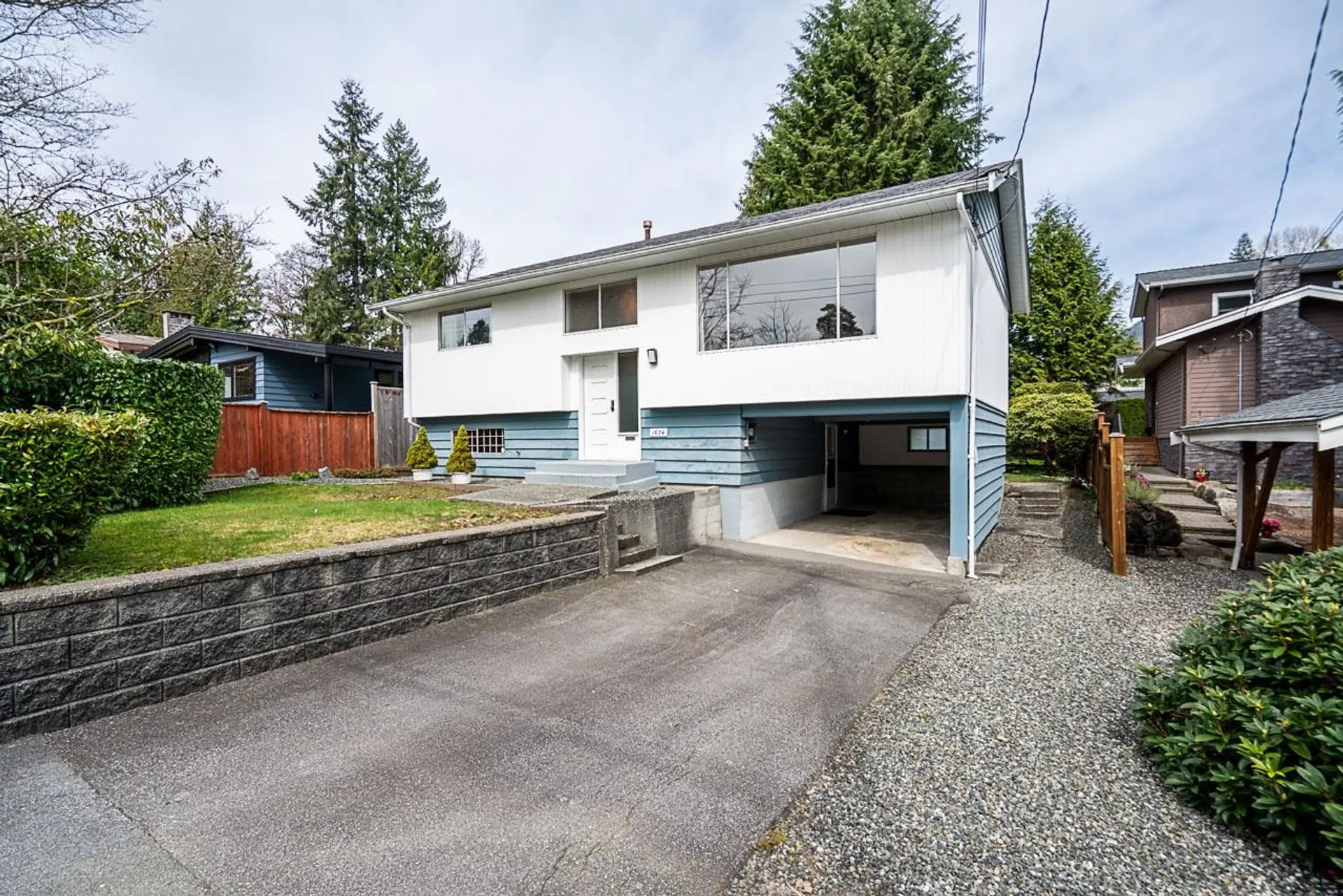 Property at 1634 Ross Road, North Vancouver, BC