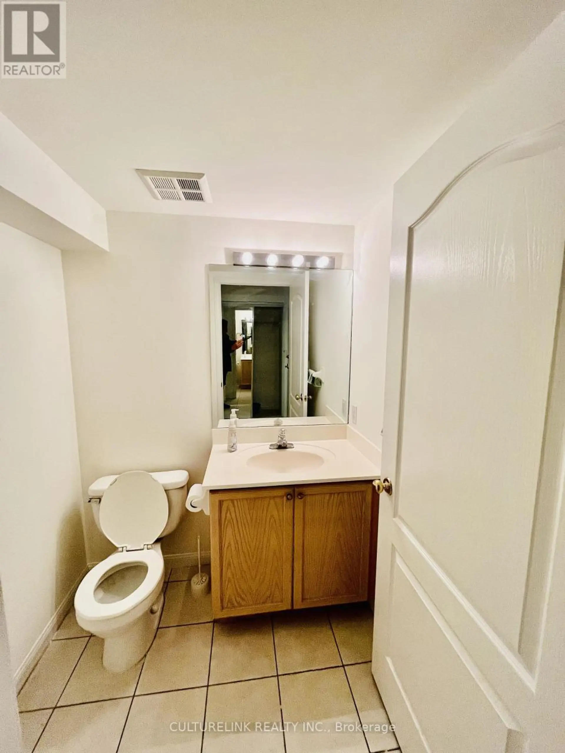 #1502 28 SOMMERSET WAY - Image 7
