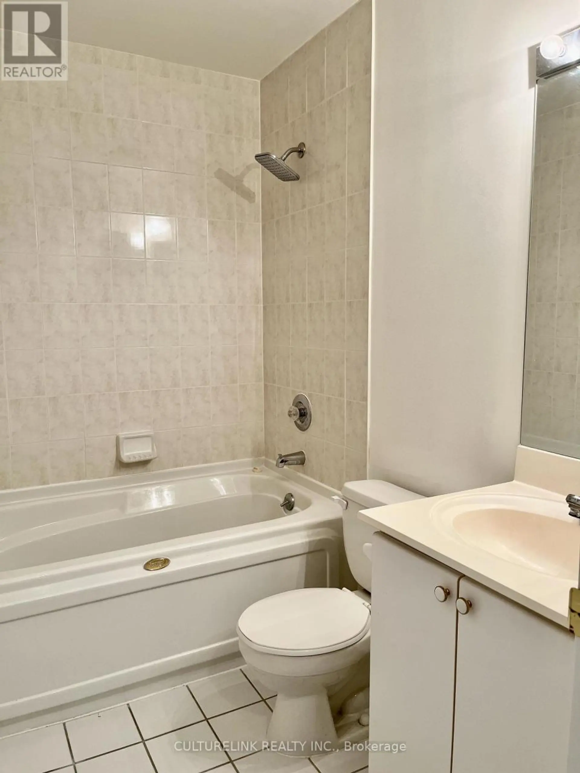 #1502 28 SOMMERSET WAY - Image 8