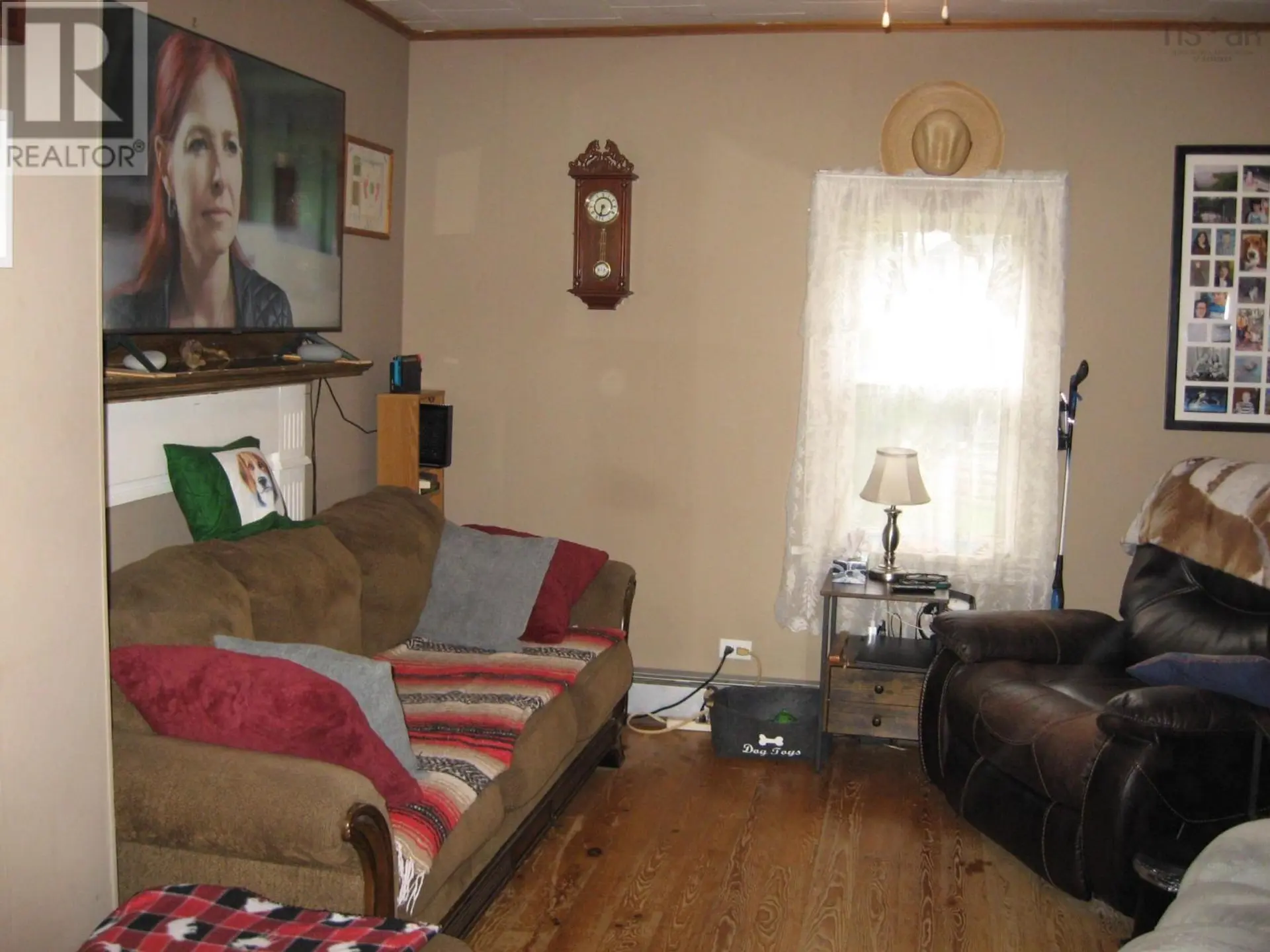166 West Street - Image 13