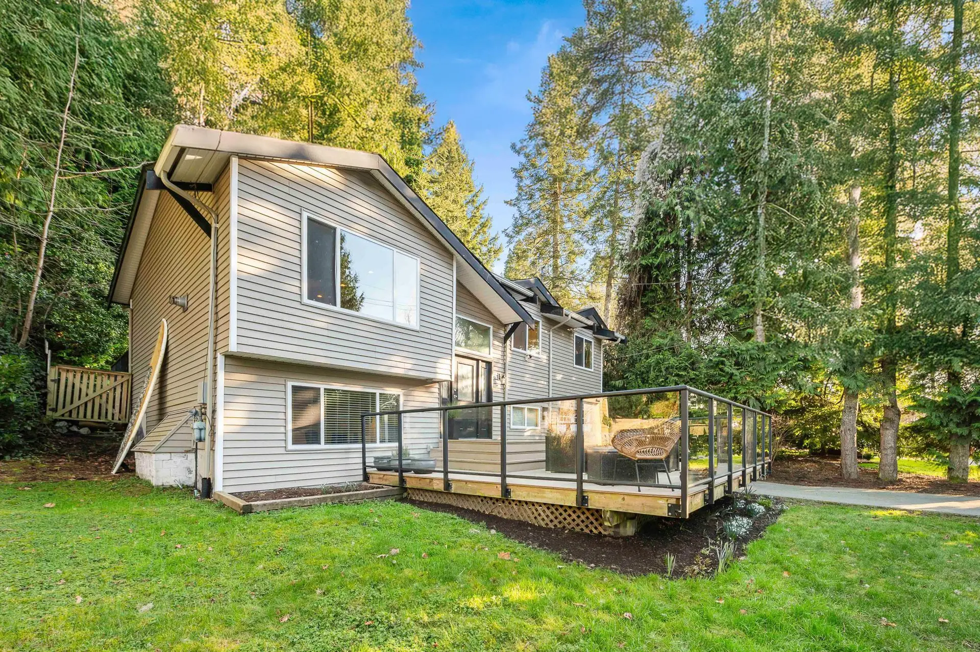 Property at 2722 Bayview Street, Surrey, BC
