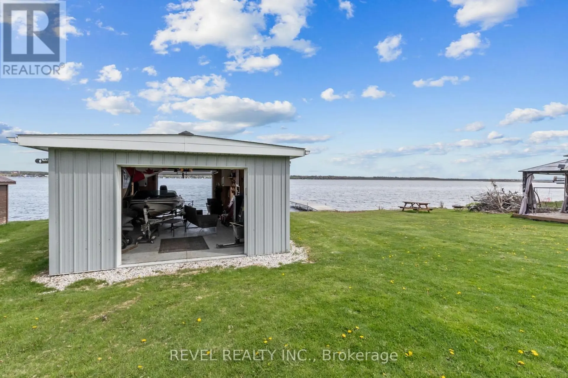151 BEEHIVE DRIVE - Image 2