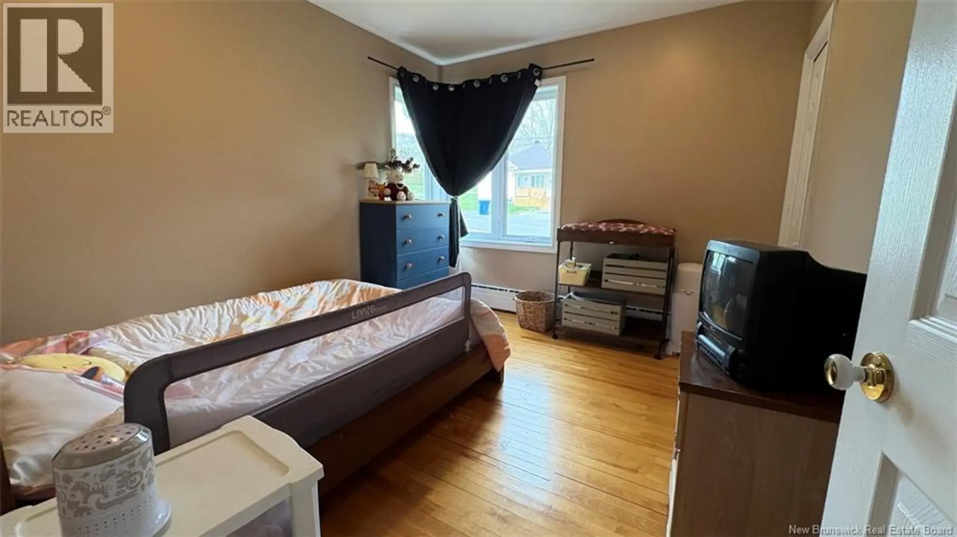 28 Philippe Avenue - Image 6