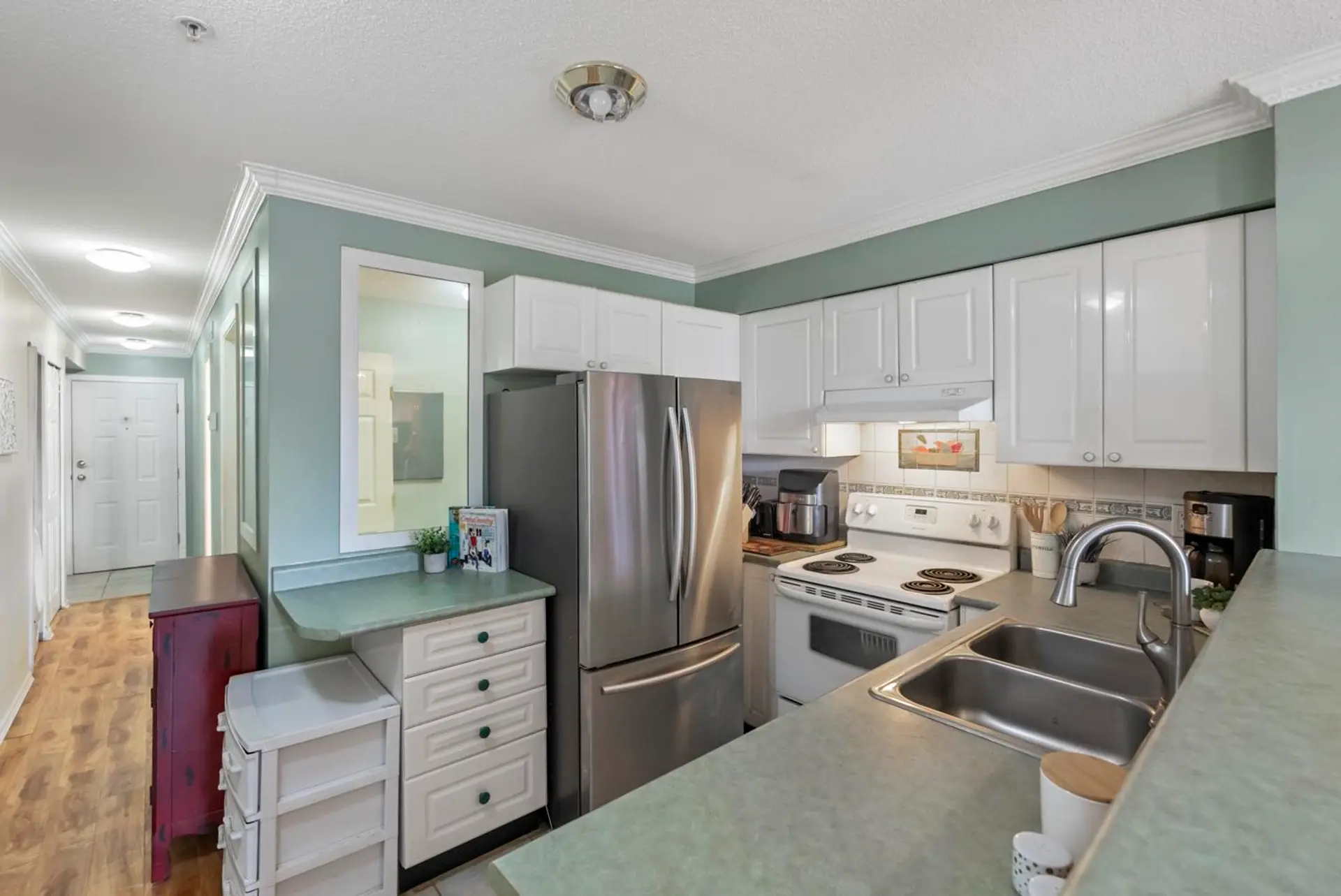 #202 868 Kingsway Way - Image 7