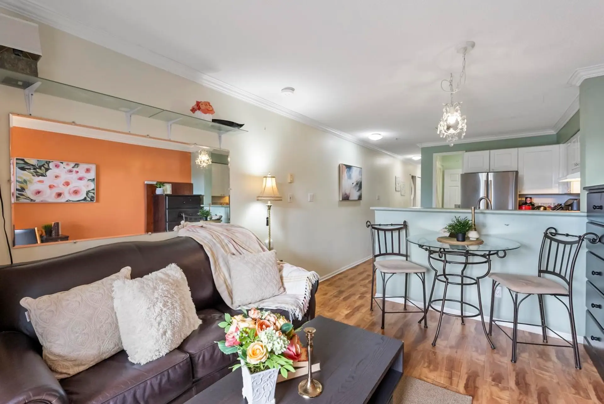 #202 868 Kingsway Way - Image 3