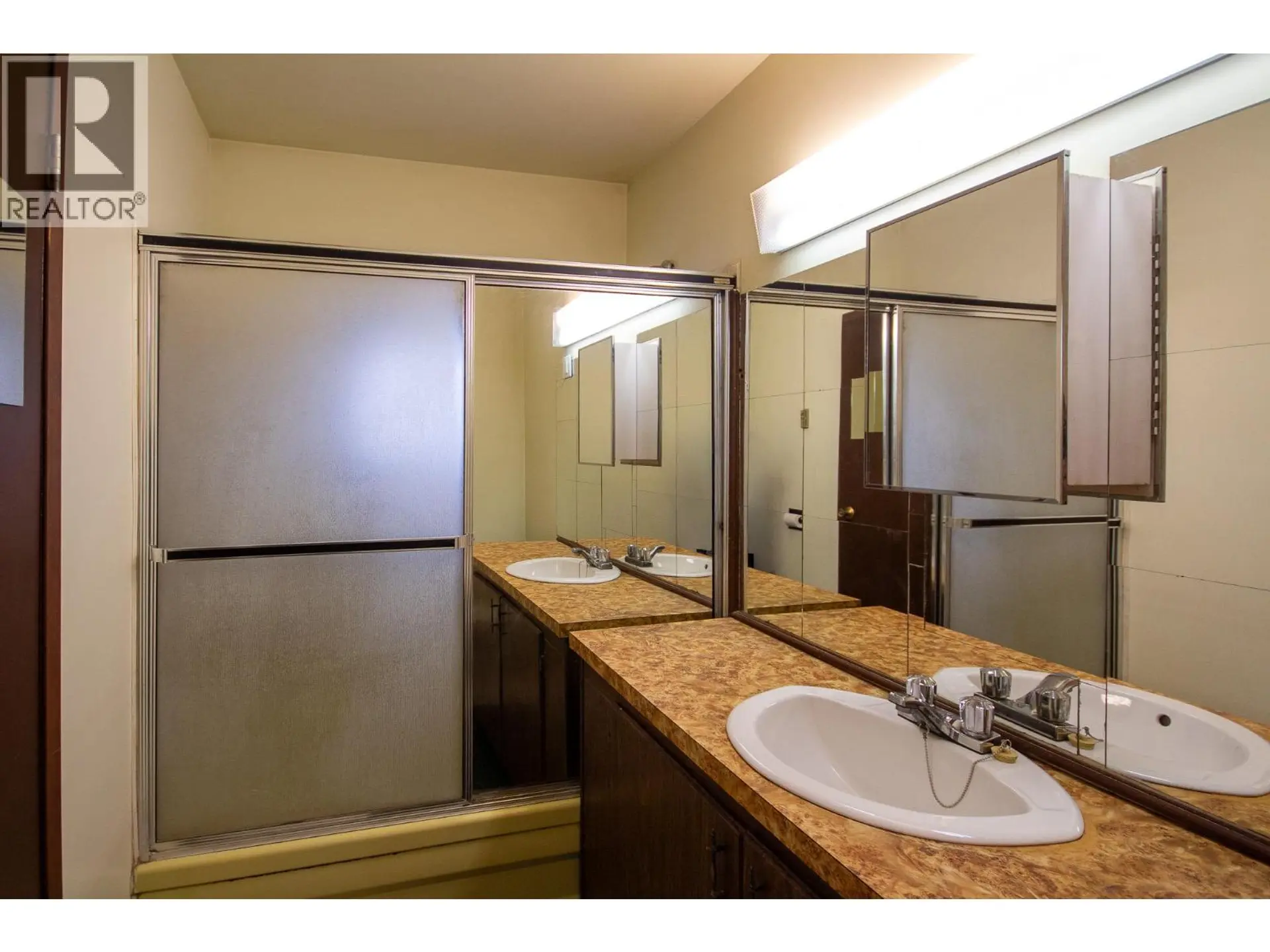 404 188 Road - Image 12