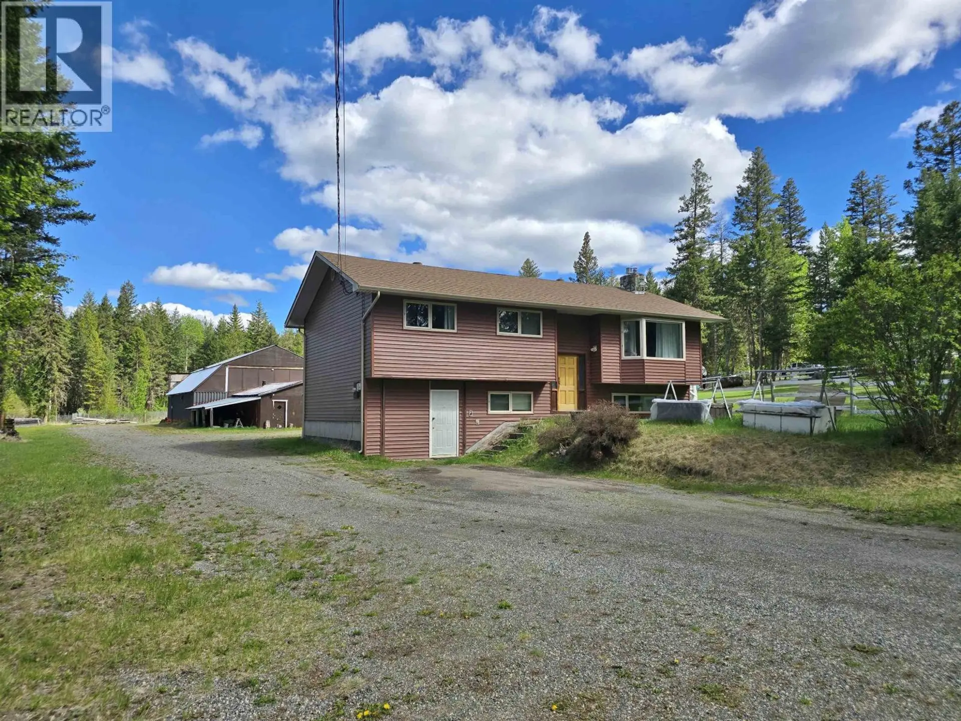 Property at 1405 KALLYN ROAD, Esler / Dog Creek, BC