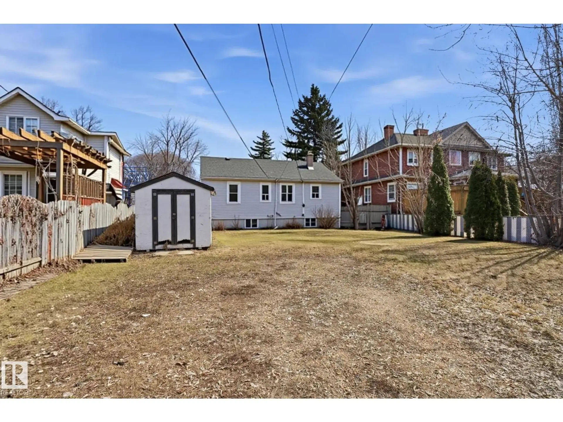 9206 / 9208 90 ST NW - Image 17