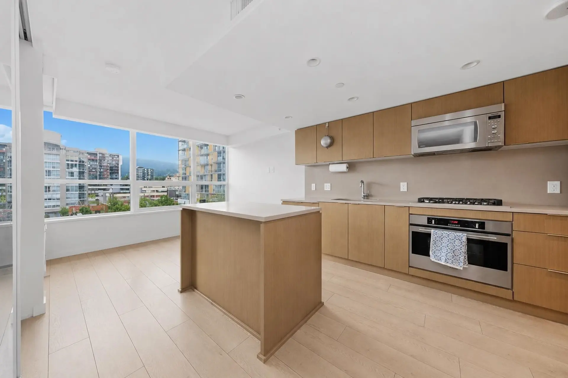 #408 112 E 13th Street - Image 4