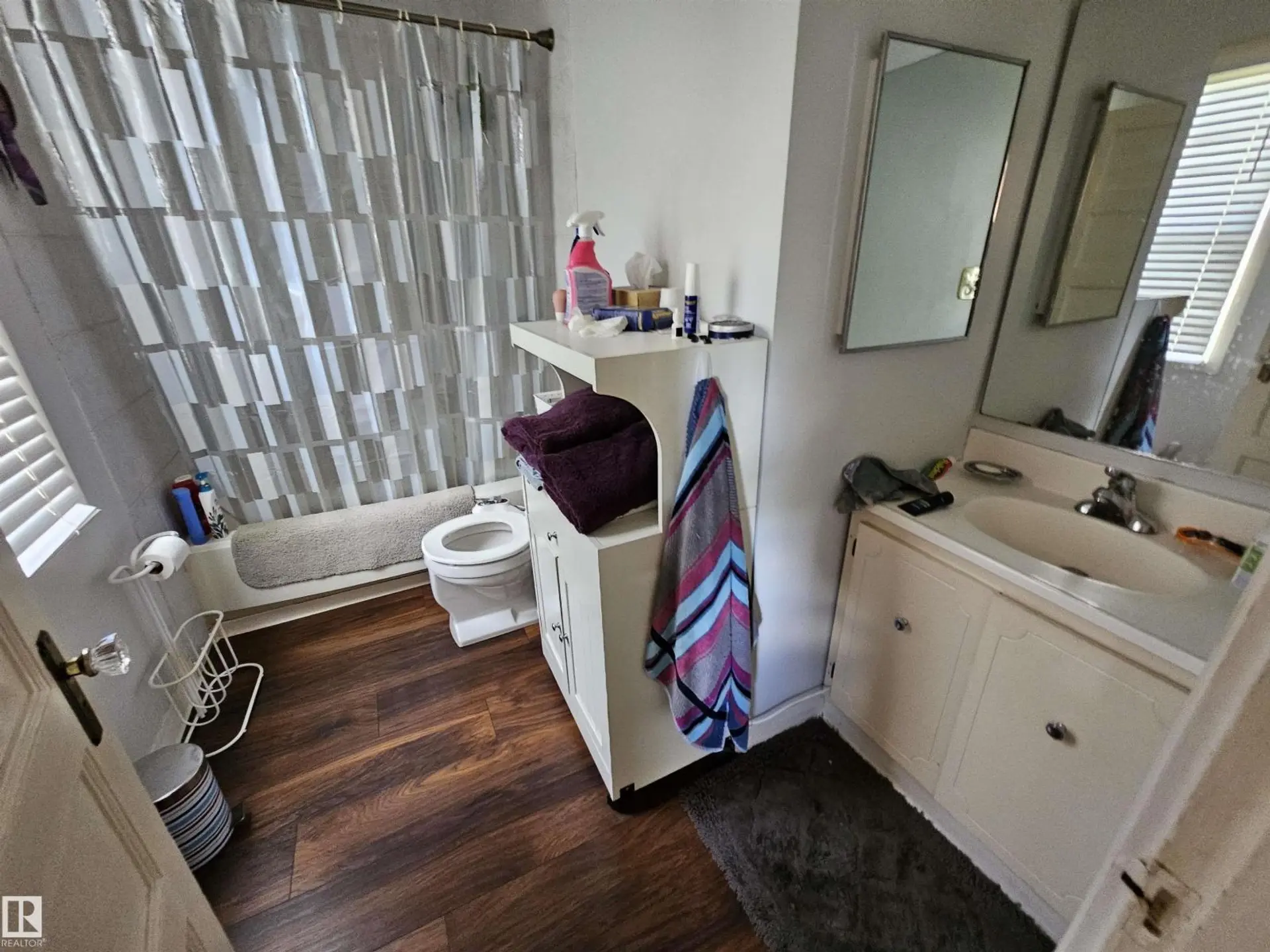 10438 147 ST NW - Image 8
