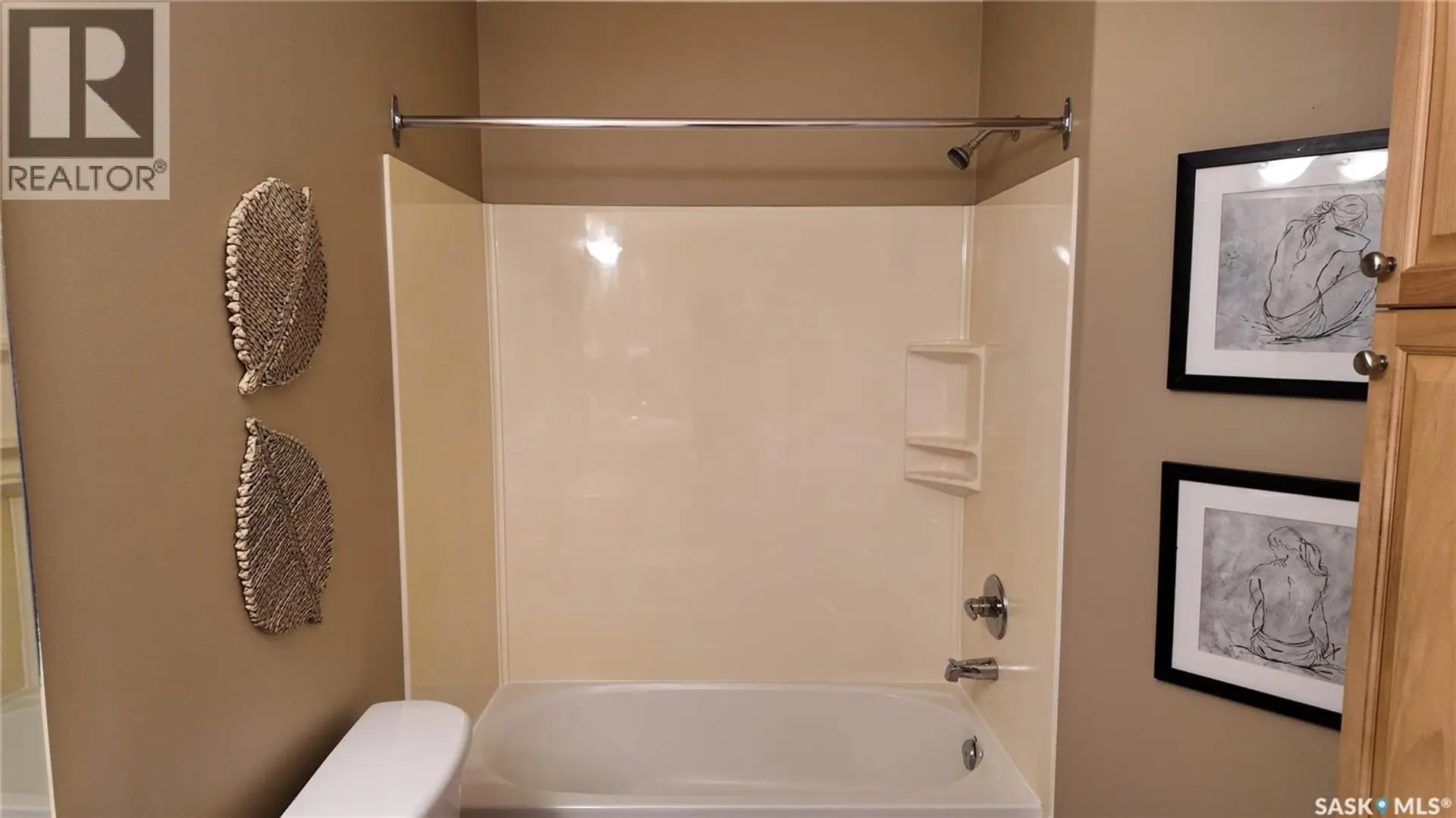 #4128 BUCKINGHAM DRIVE - Image 11