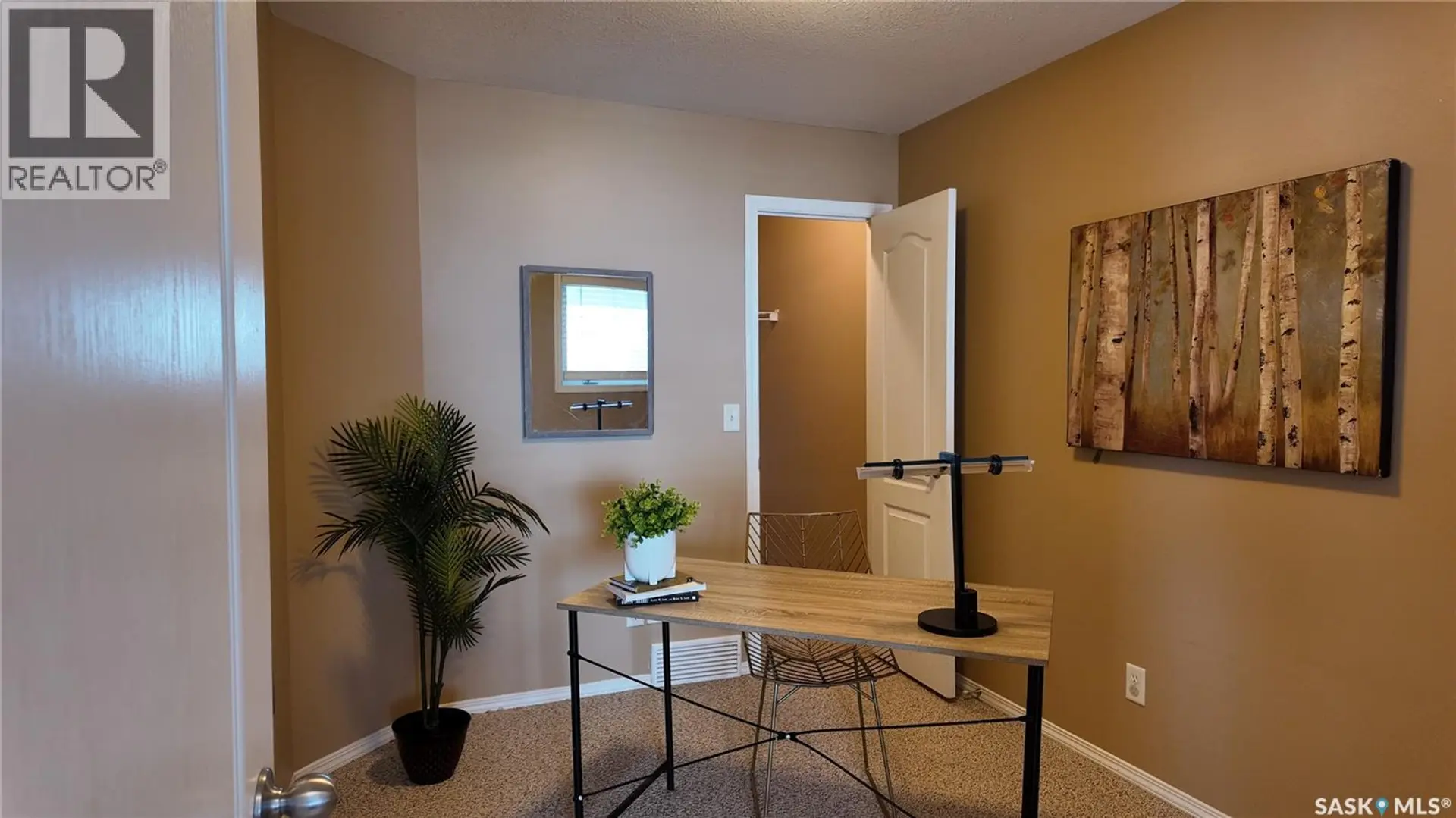 #4128 BUCKINGHAM DRIVE - Image 3
