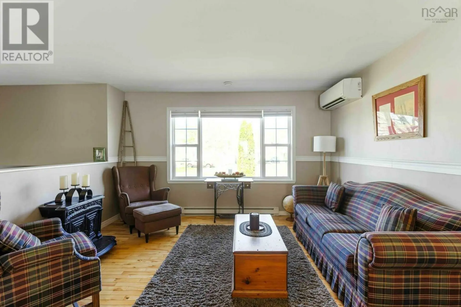 8 Robie Avenue - Image 4