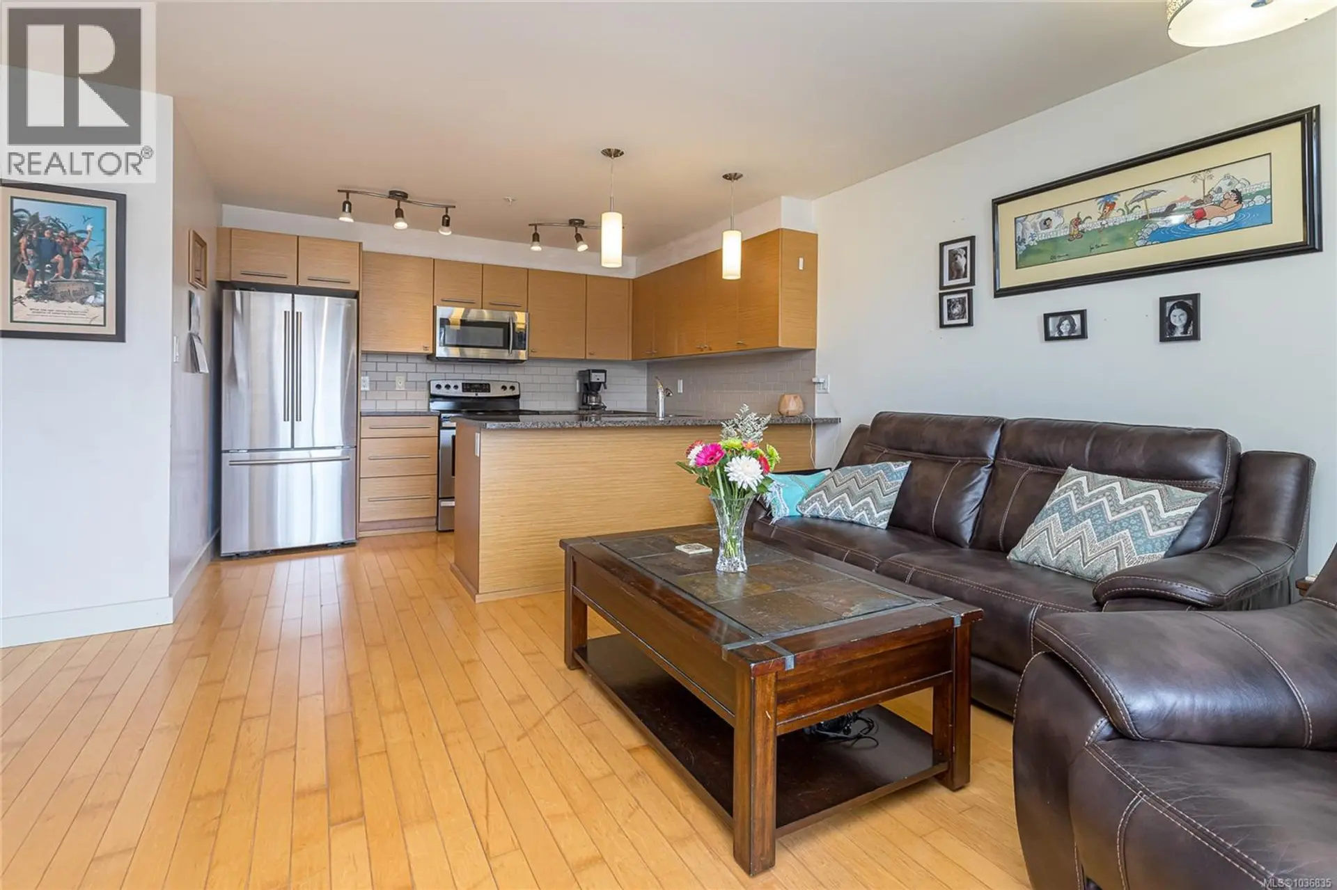 Property at #216 1315 Esquimalt Rd, Esquimalt, BC