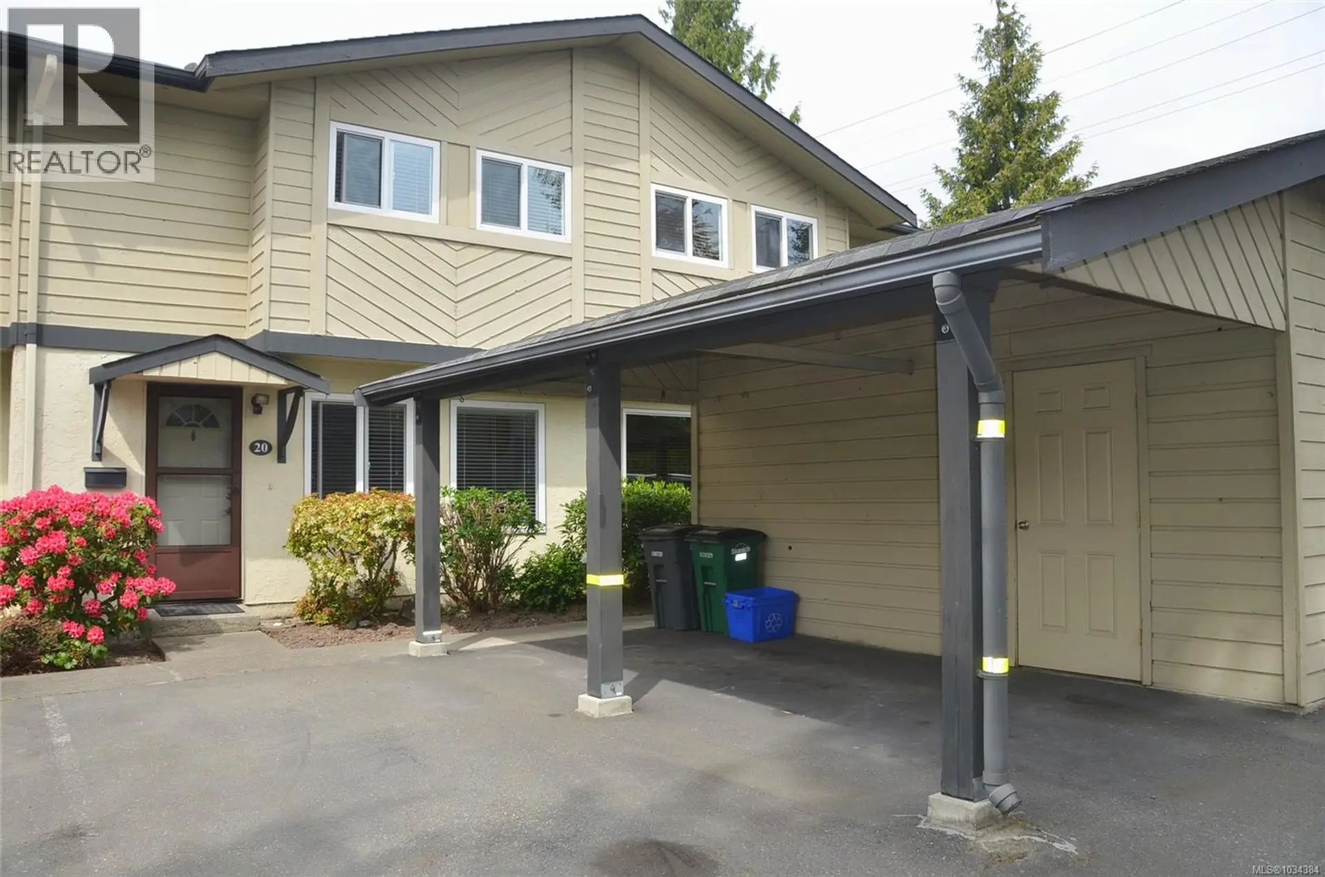 Property at #20 1741 McKenzie Ave, Saanich, BC