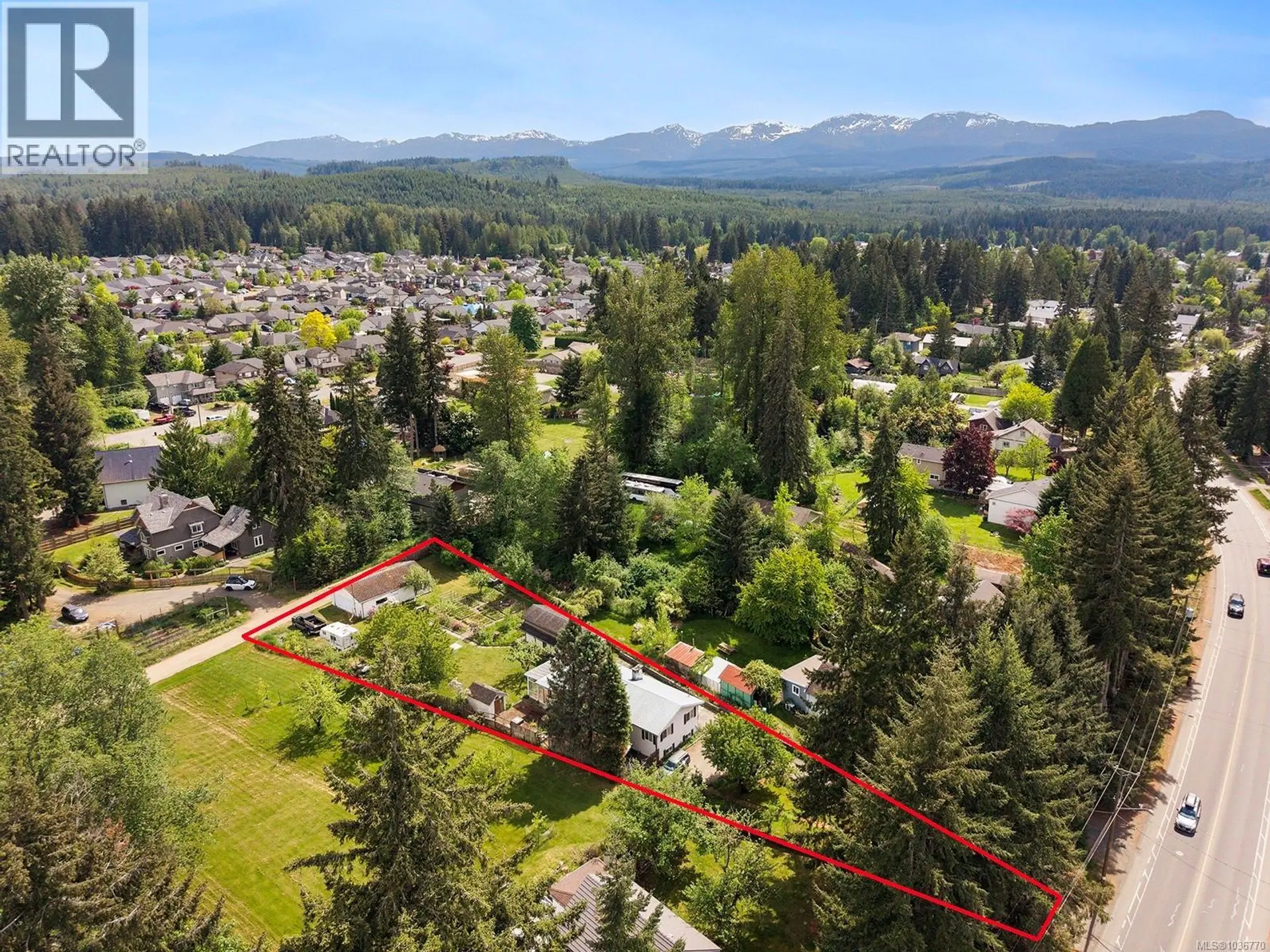 Property at 4659 Cumberland Rd, Cumberland, BC