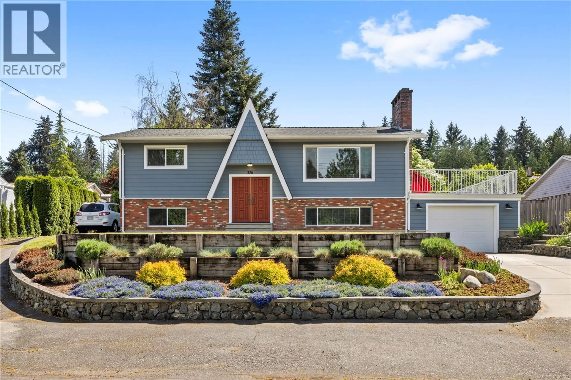Property at 376 Aldous Rd, Qualicum Beach, BC
