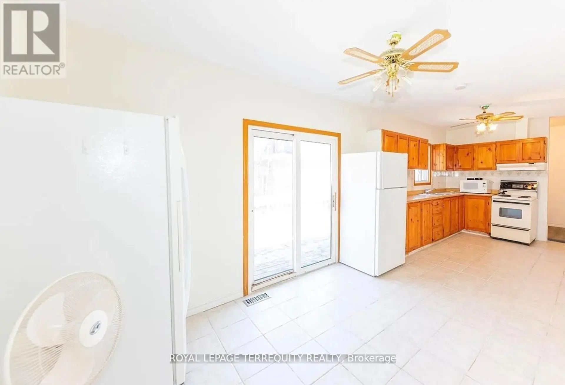 252 BLOOR STREET E - Image 3
