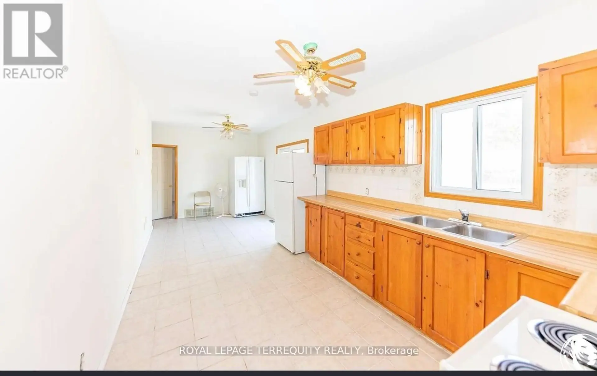 252 BLOOR STREET E - Image 5