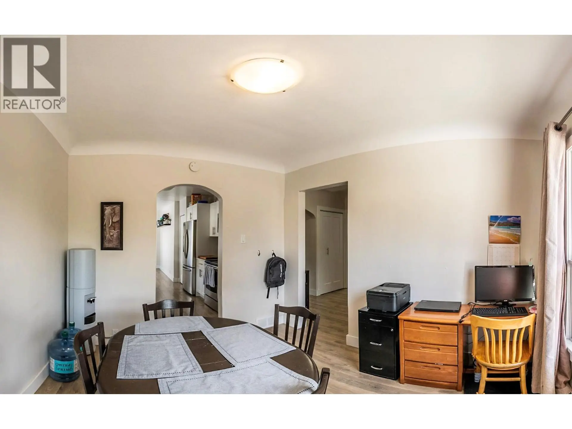 724 SCHOOL Avenue - Image 4