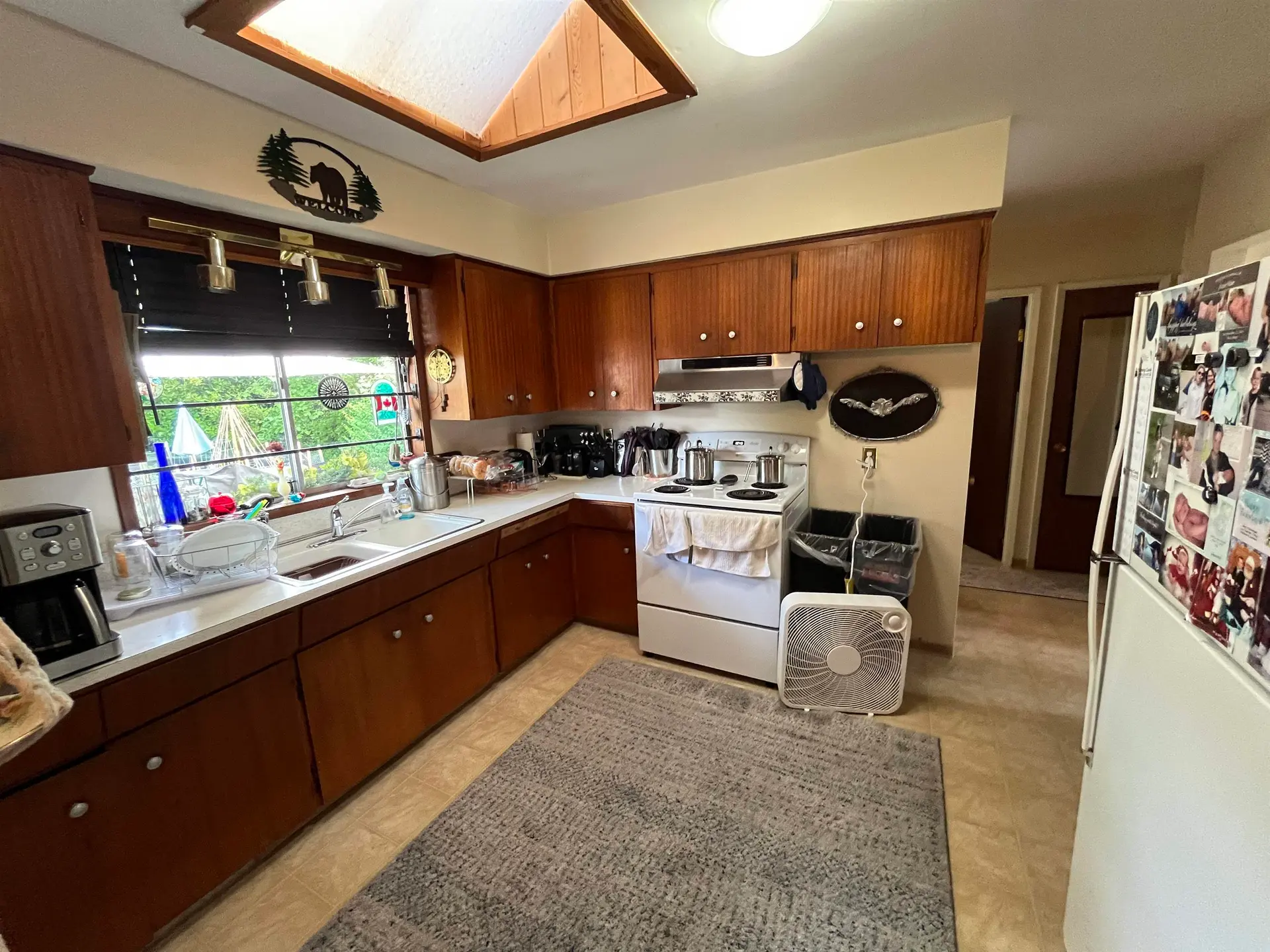 2025 Hillside Avenue - Image 10