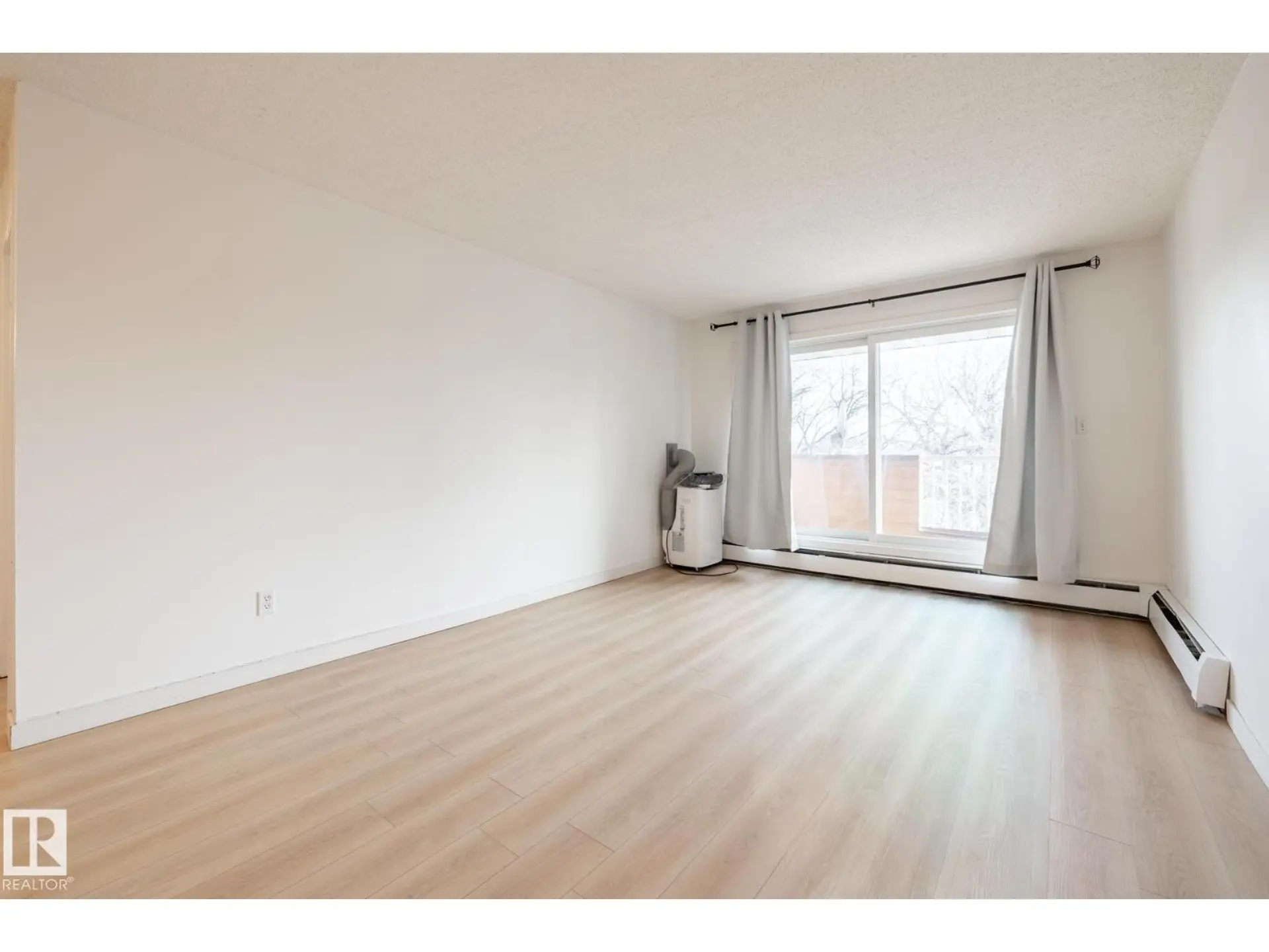 #303 10620 104 ST NW - Image 8