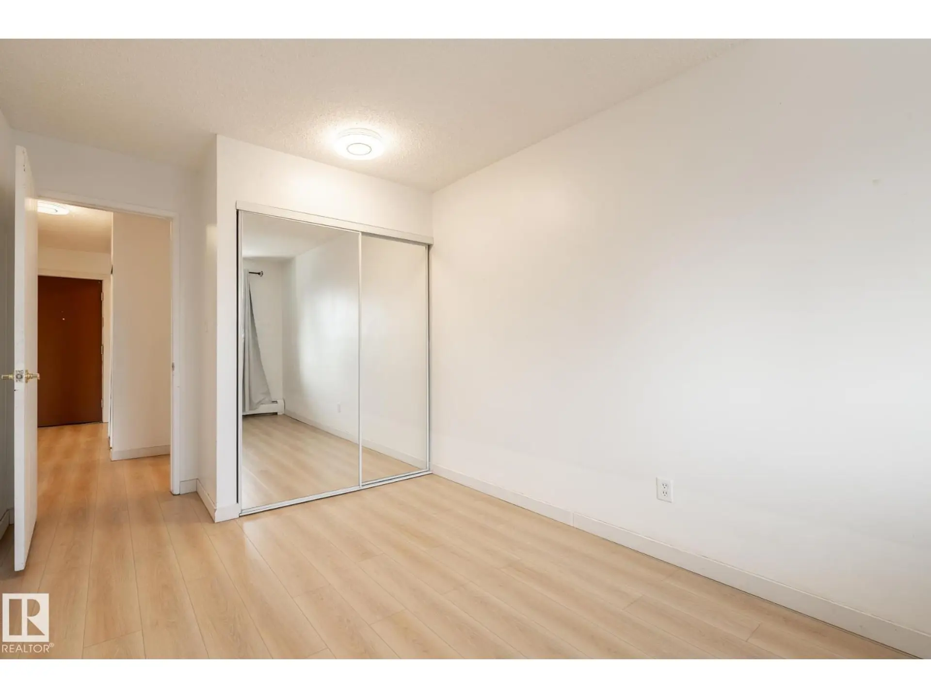 #303 10620 104 ST NW - Image 16
