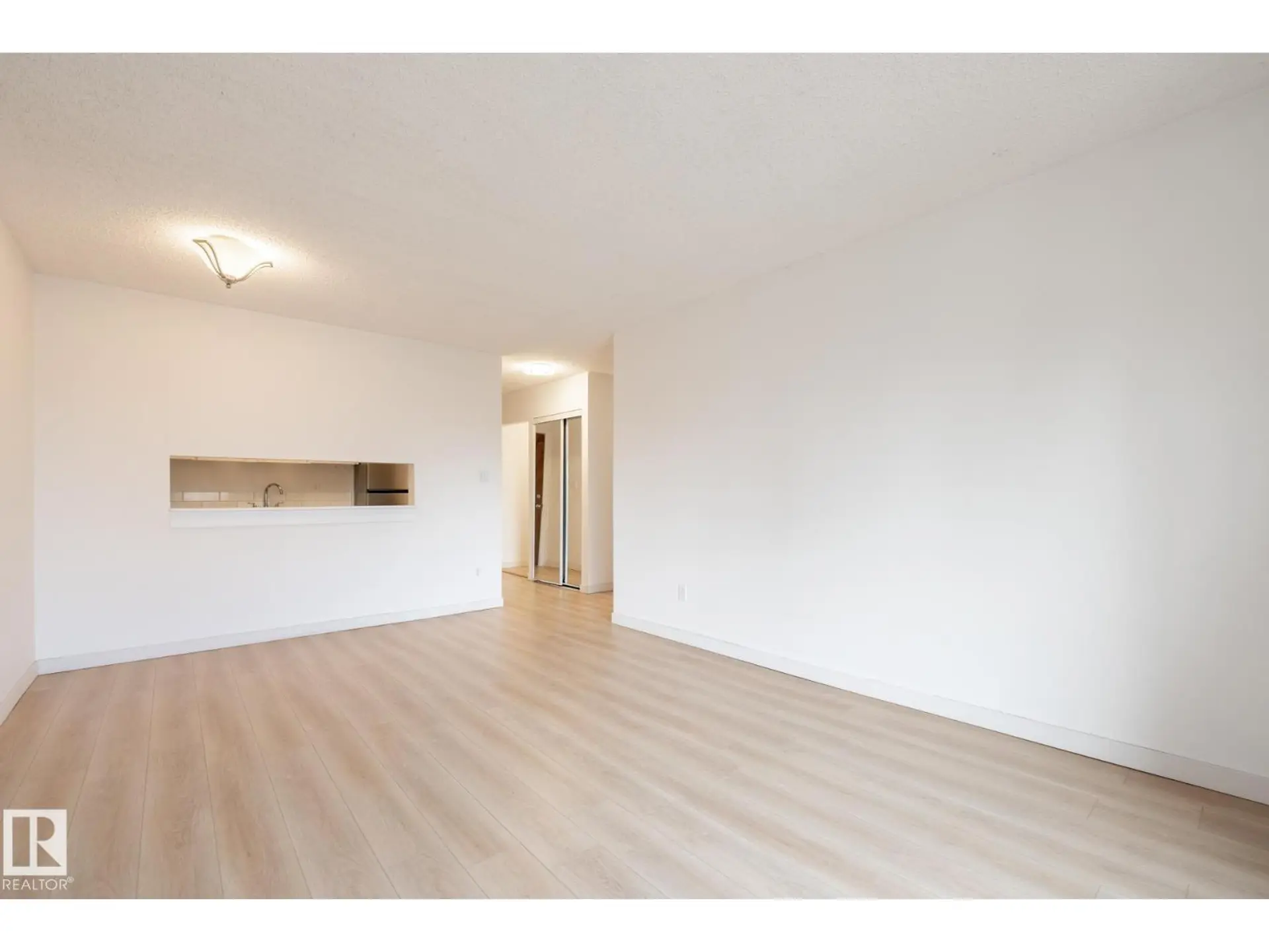 #303 10620 104 ST NW - Image 11