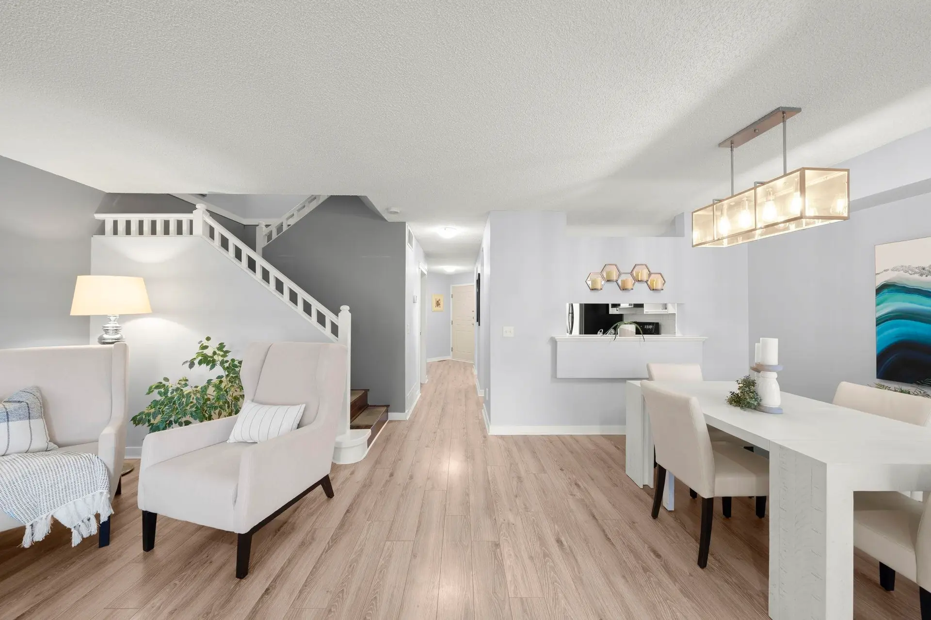#18 9045 Walnut Grove Drive - Image 6