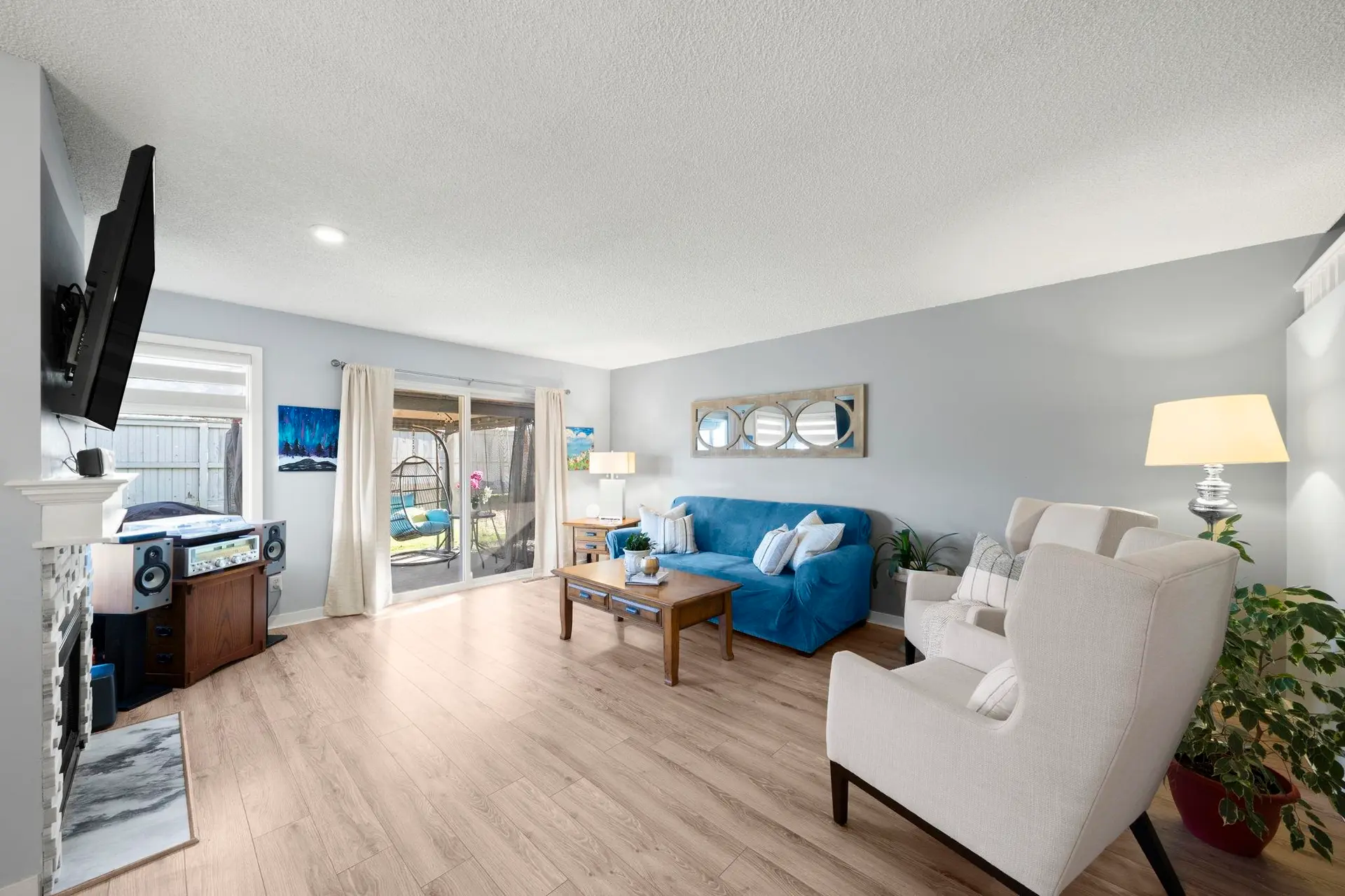 #18 9045 Walnut Grove Drive - Image 3