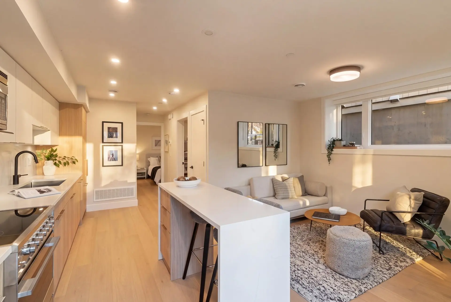 #1 1937 Templeton Drive - Image 10