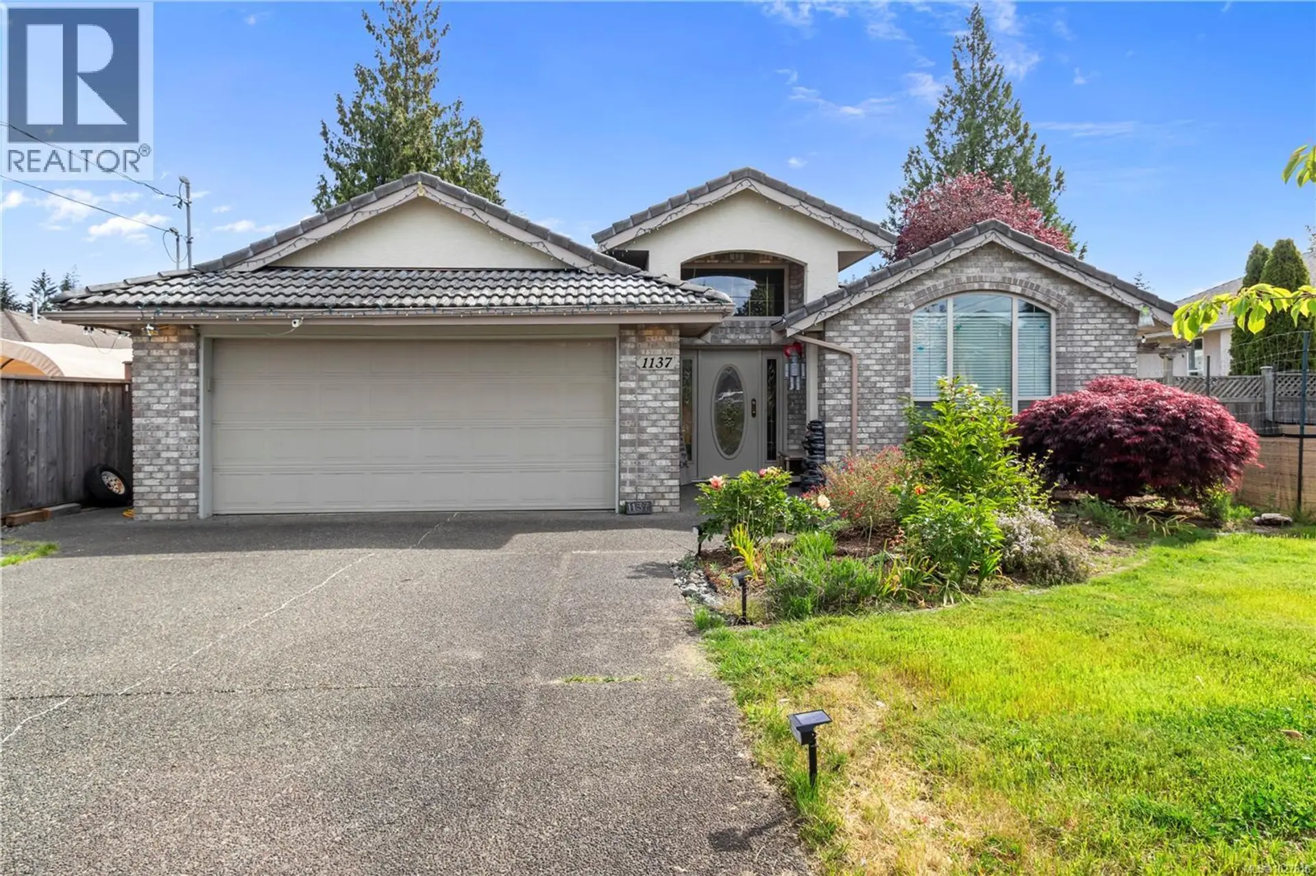 Property at 1137 Yellowbrick Rd, Parksville, BC