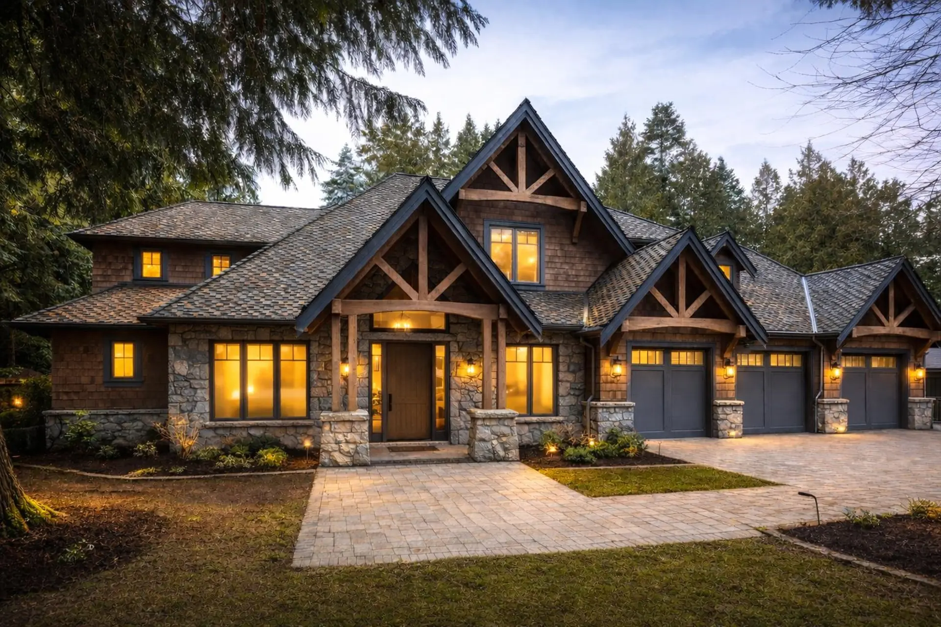 Property at 2615 Dogwood Drive, Surrey, BC