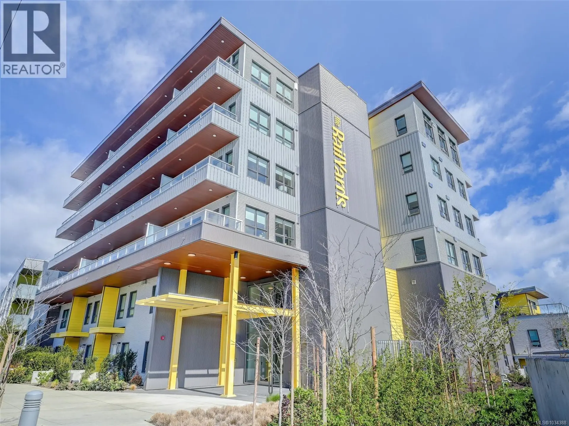 Property at #403 757 Tyee Rd, Victoria, BC