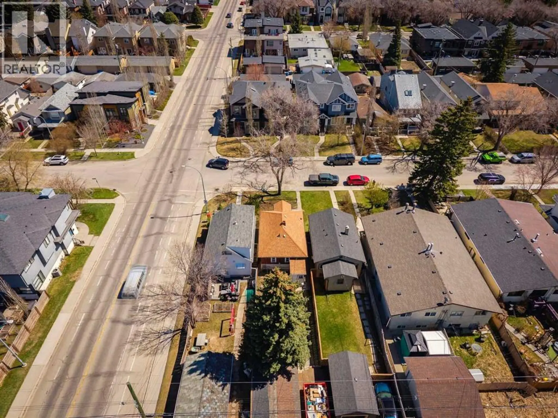 2803 26A Street SW - Image 4