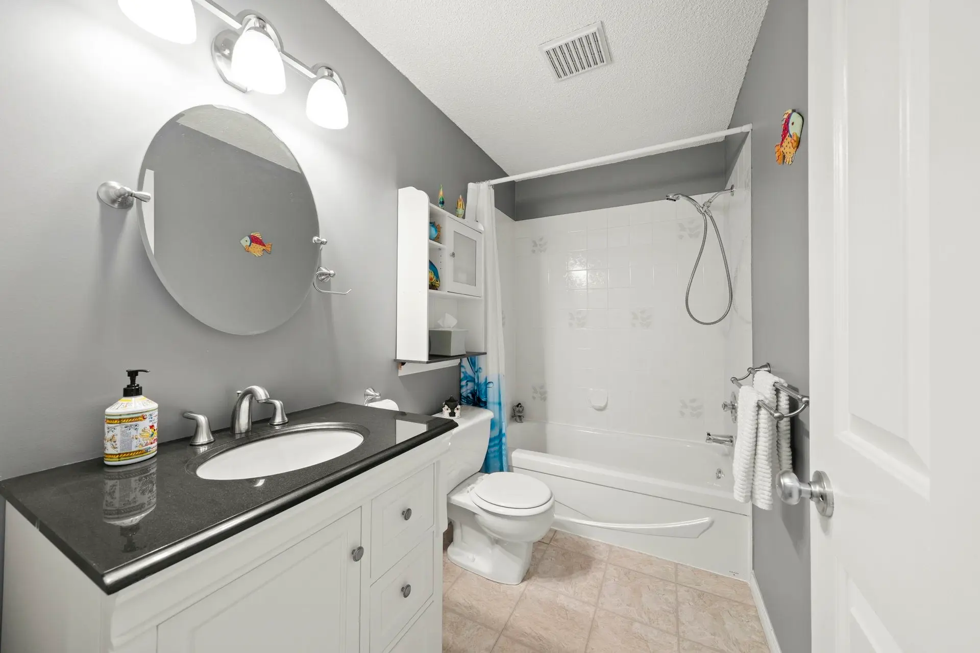 #18 9045 Walnut Grove Drive - Image 12