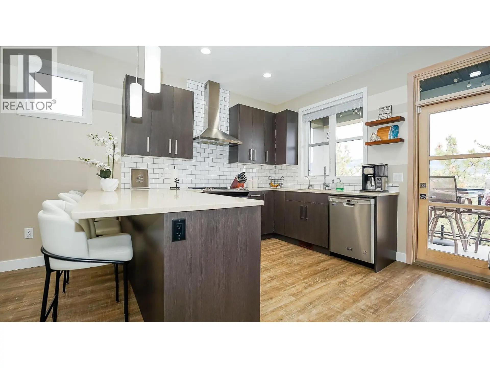 9671 Celeste Road - Image 3