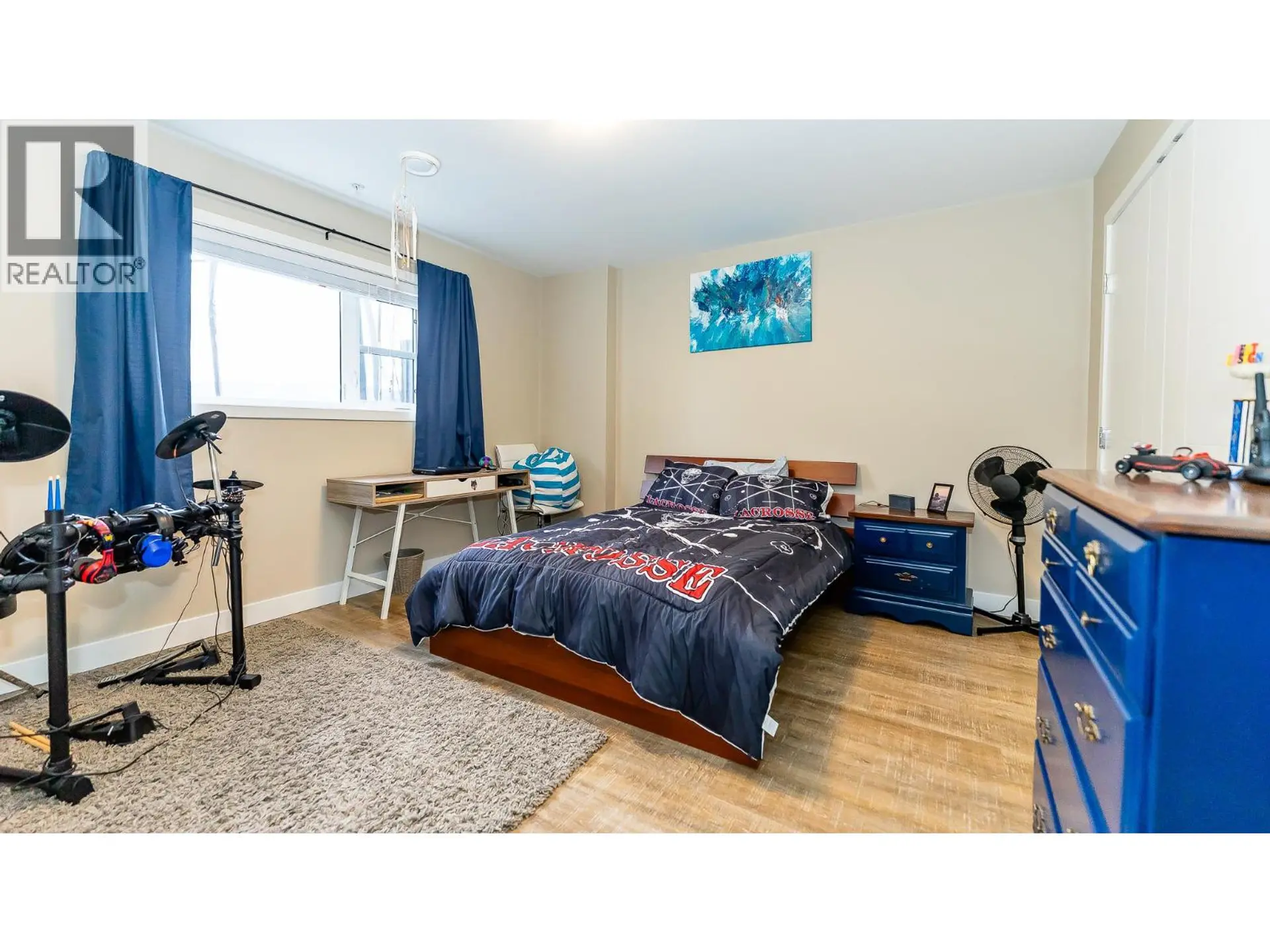 9671 Celeste Road - Image 18
