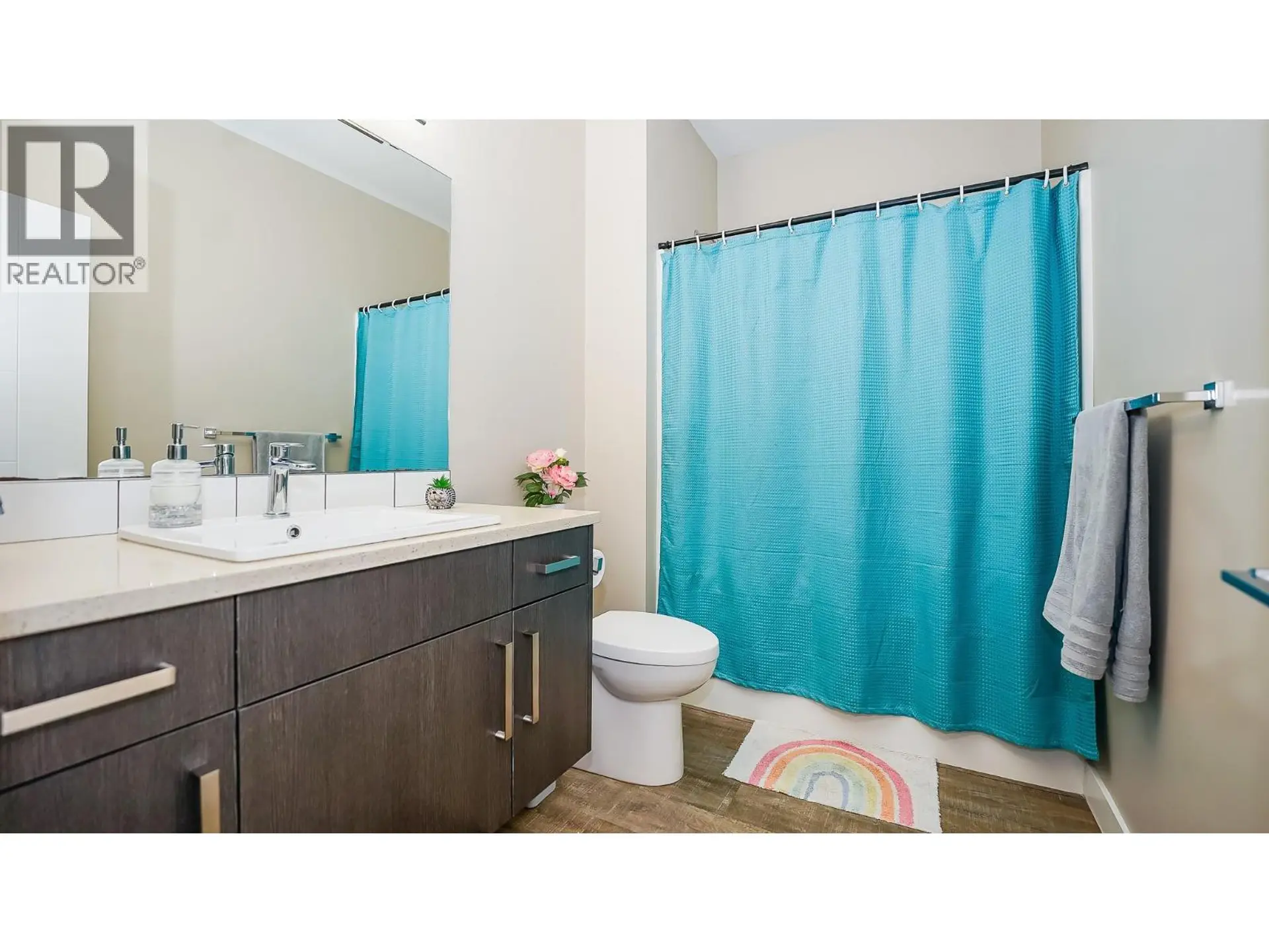 9671 Celeste Road - Image 13