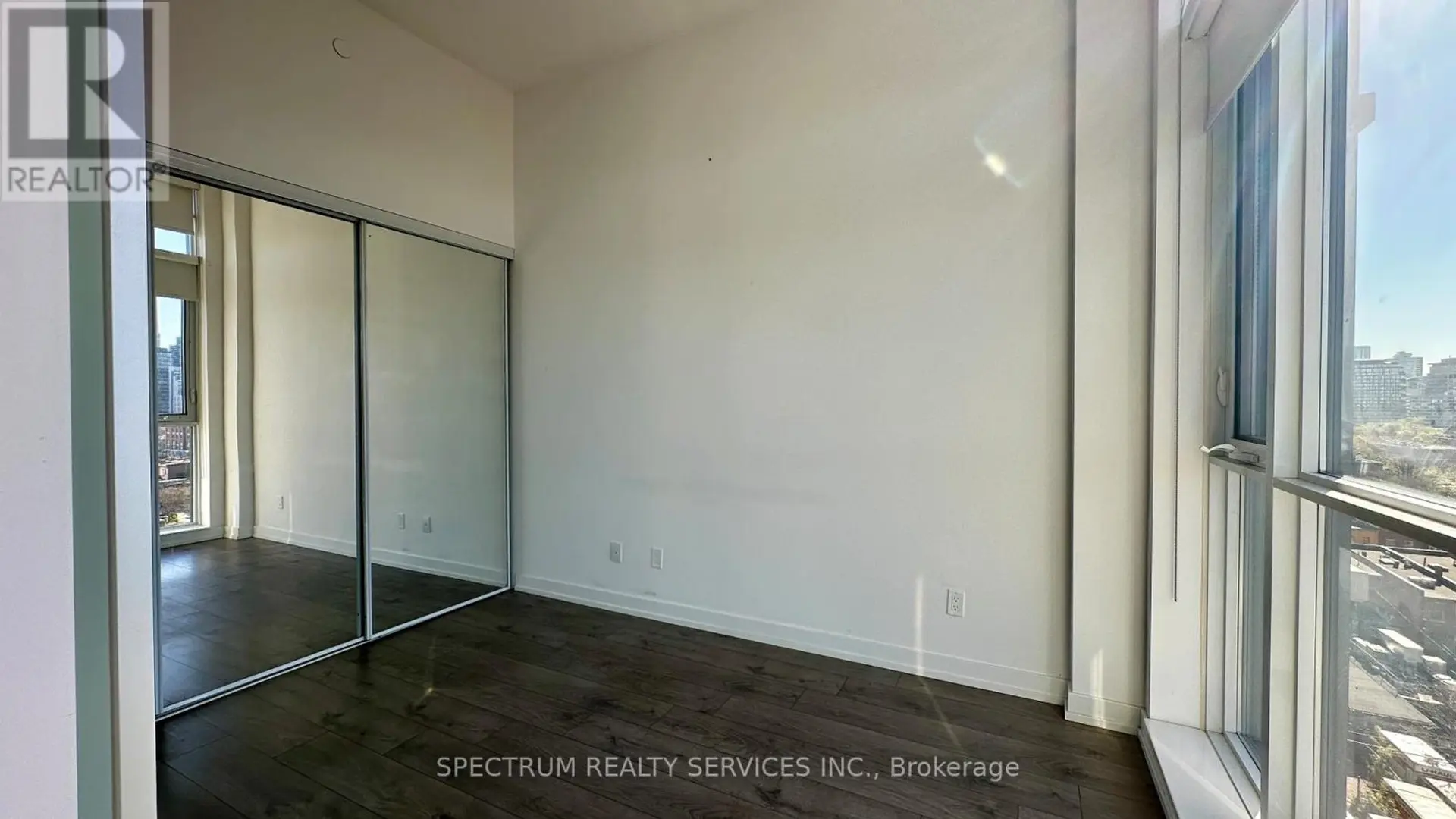 #1008 297 COLLEGE STREET - Image 8