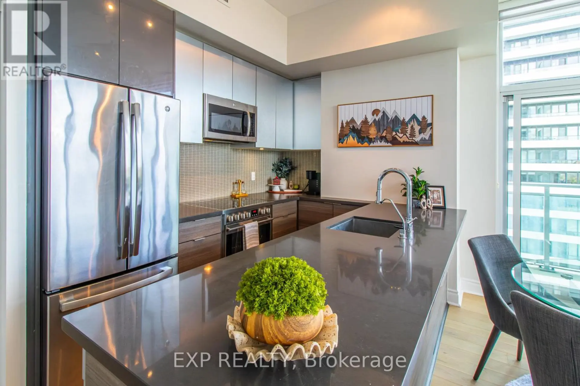 #LPH3802 33 SHORE BREEZE DRIVE - Image 4