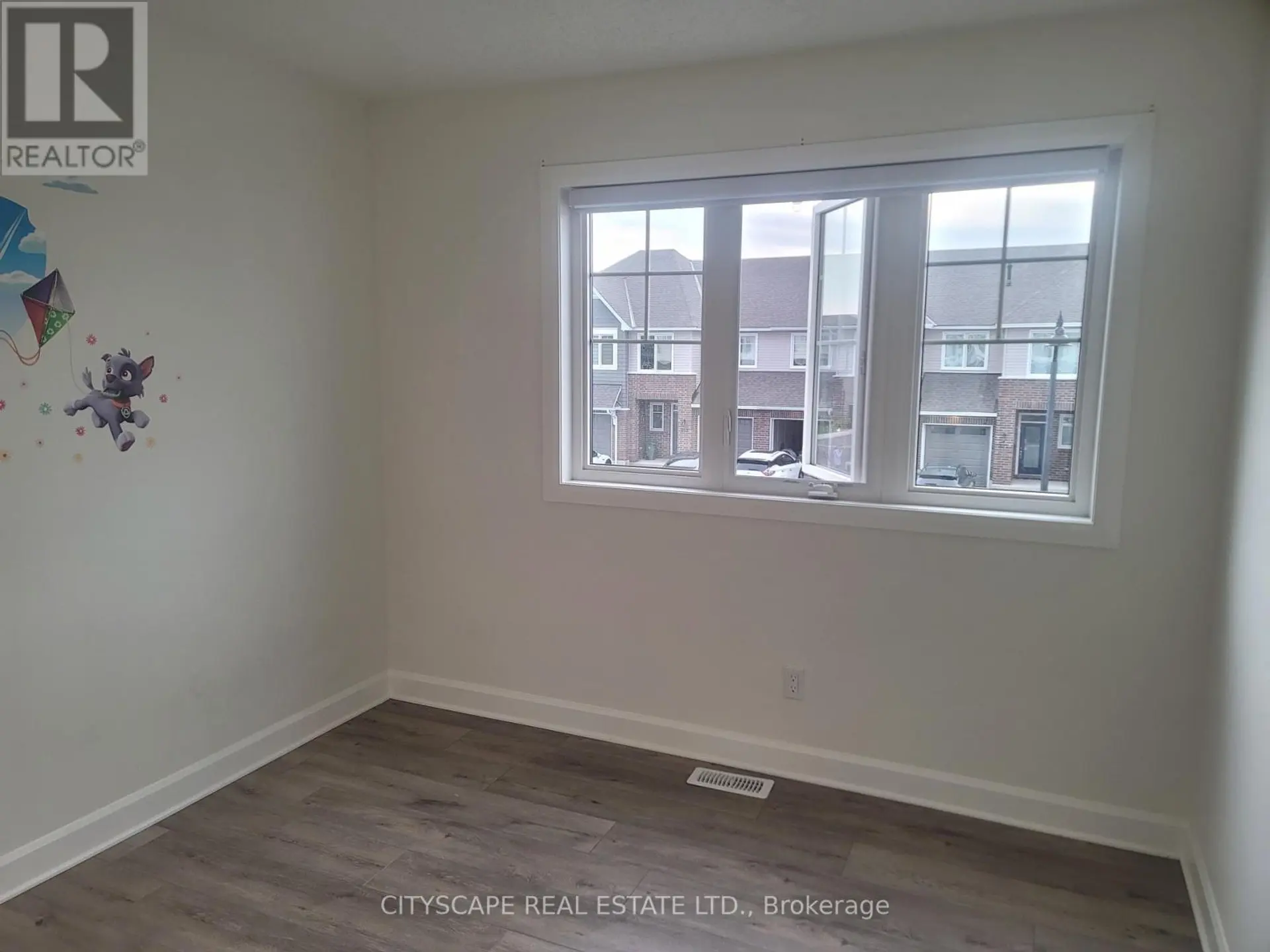 326 BUCKTHORN DRIVE - Image 15