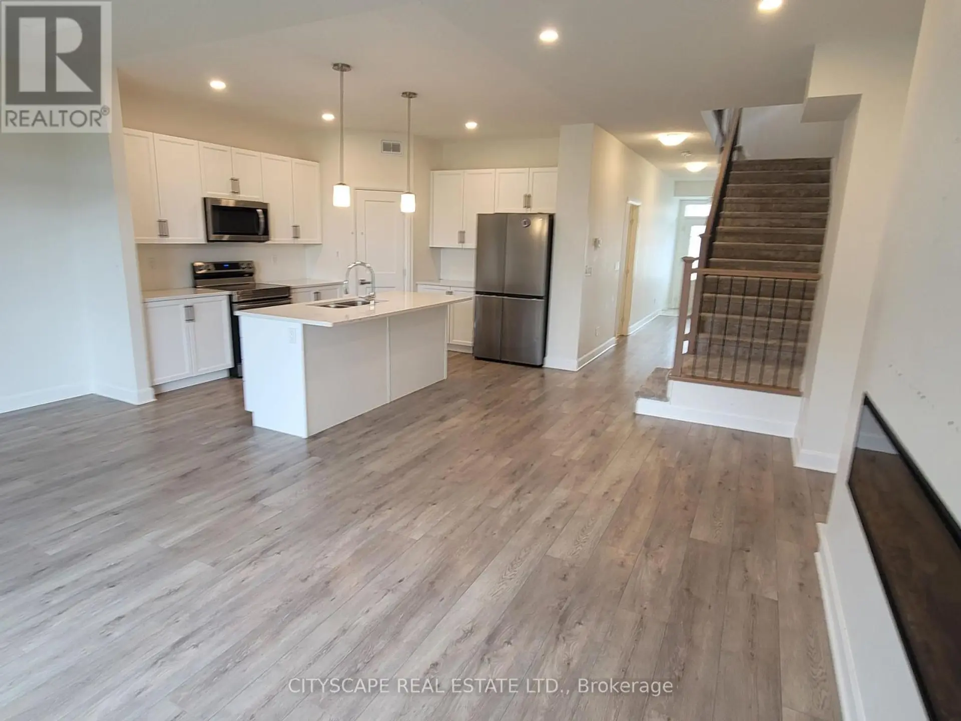 326 BUCKTHORN DRIVE - Image 4