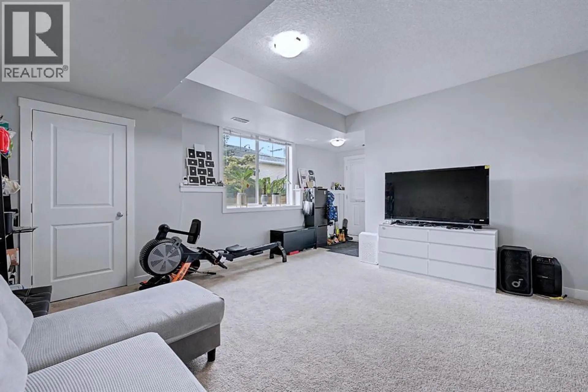 #234 300 Marina Drive - Image 10