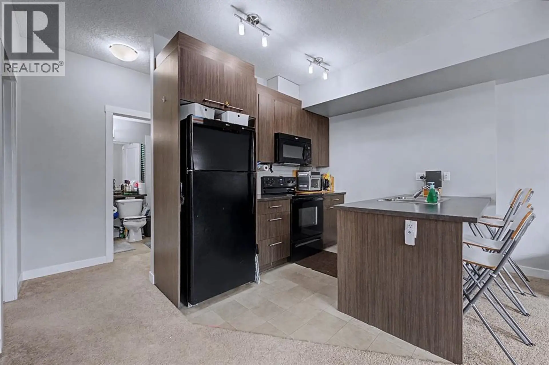 #234 300 Marina Drive - Image 12